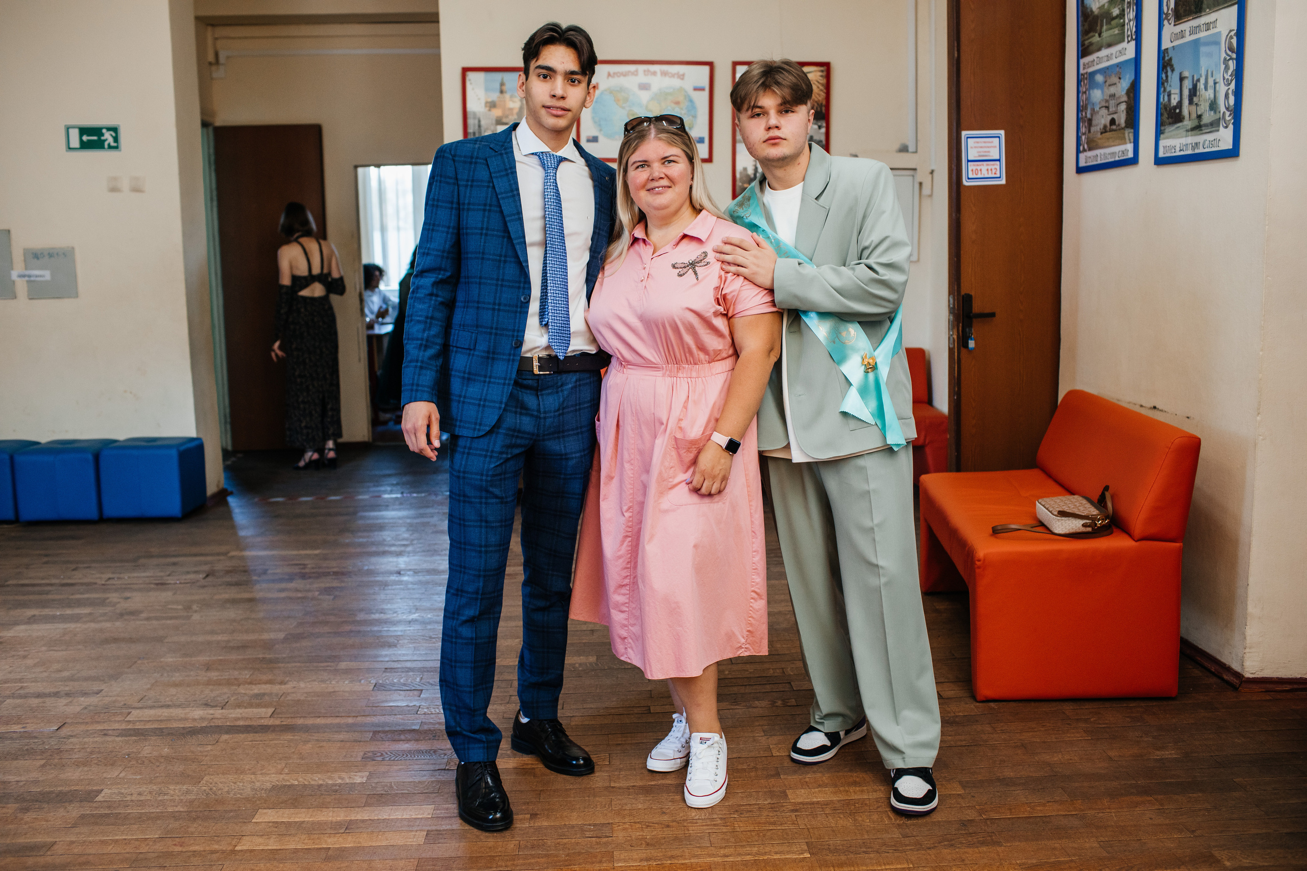 1637 пз. Выпускные альбомы в Подольске Москве и МО