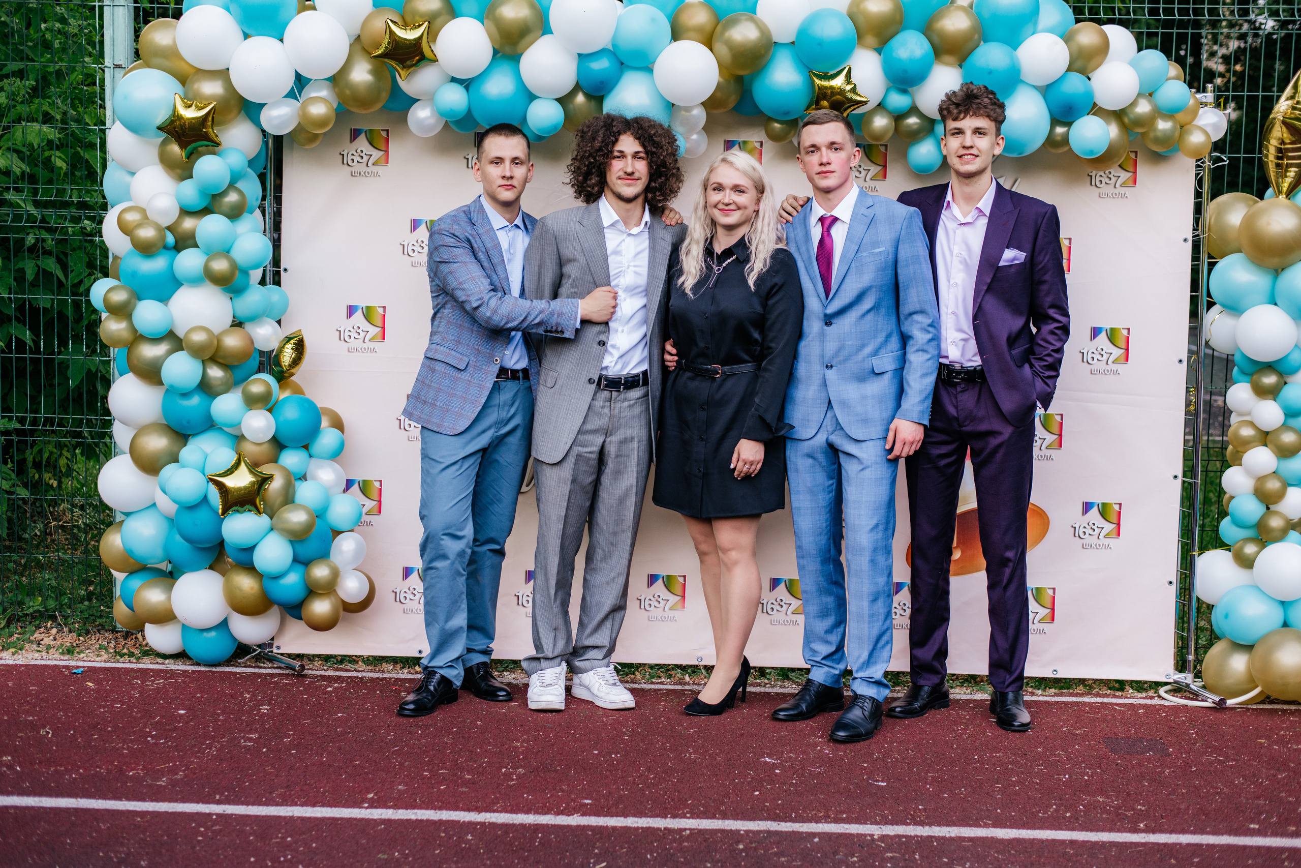 Фотосессия улица. Выпускные альбомы в Подольске Москве и МО