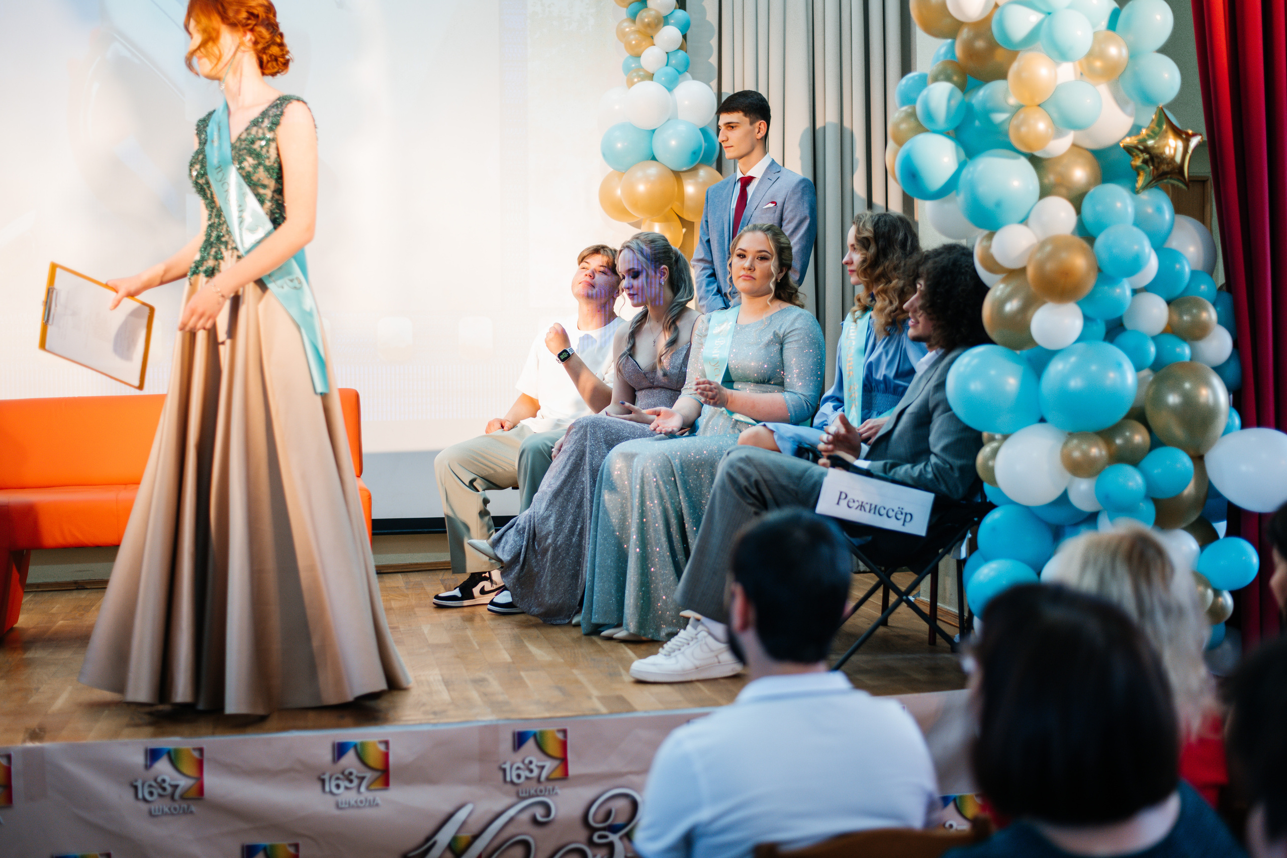 1637 пз. Выпускные альбомы в Подольске Москве и МО