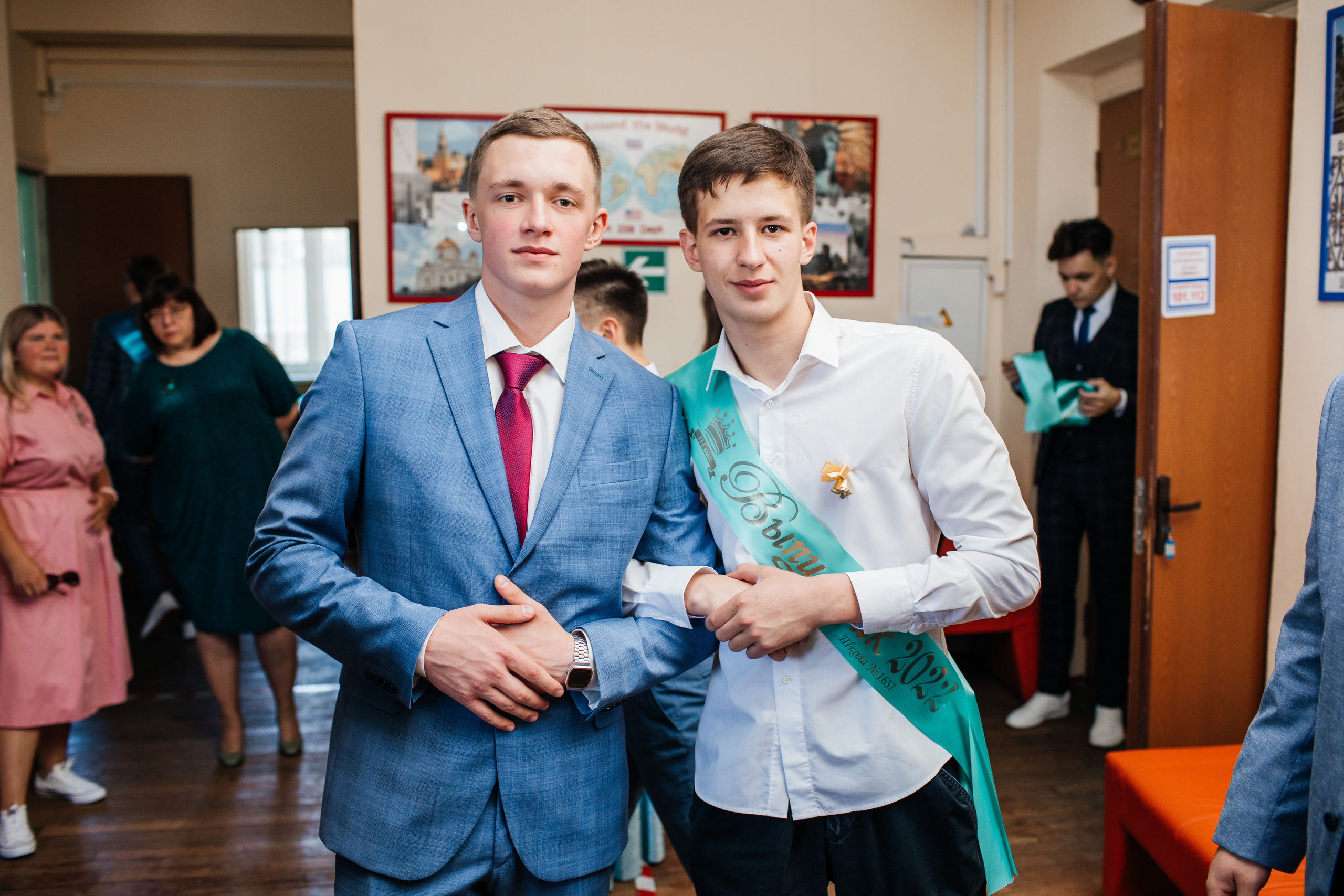 1637 пз. Выпускные альбомы в Подольске Москве и МО