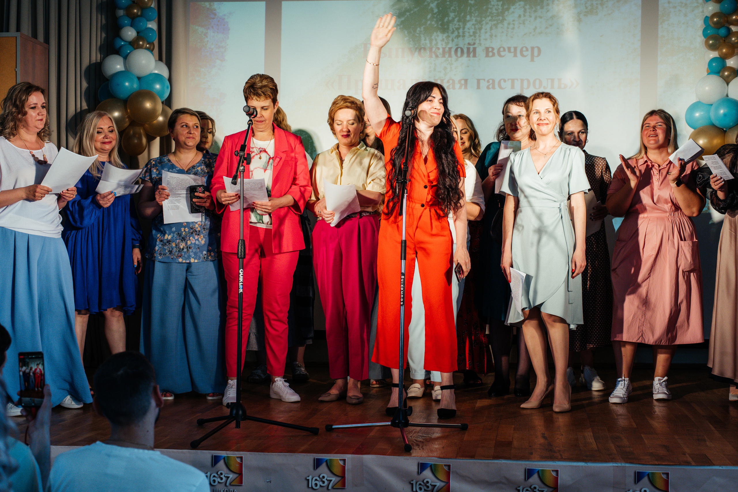 1637 пз. Выпускные альбомы в Подольске Москве и МО