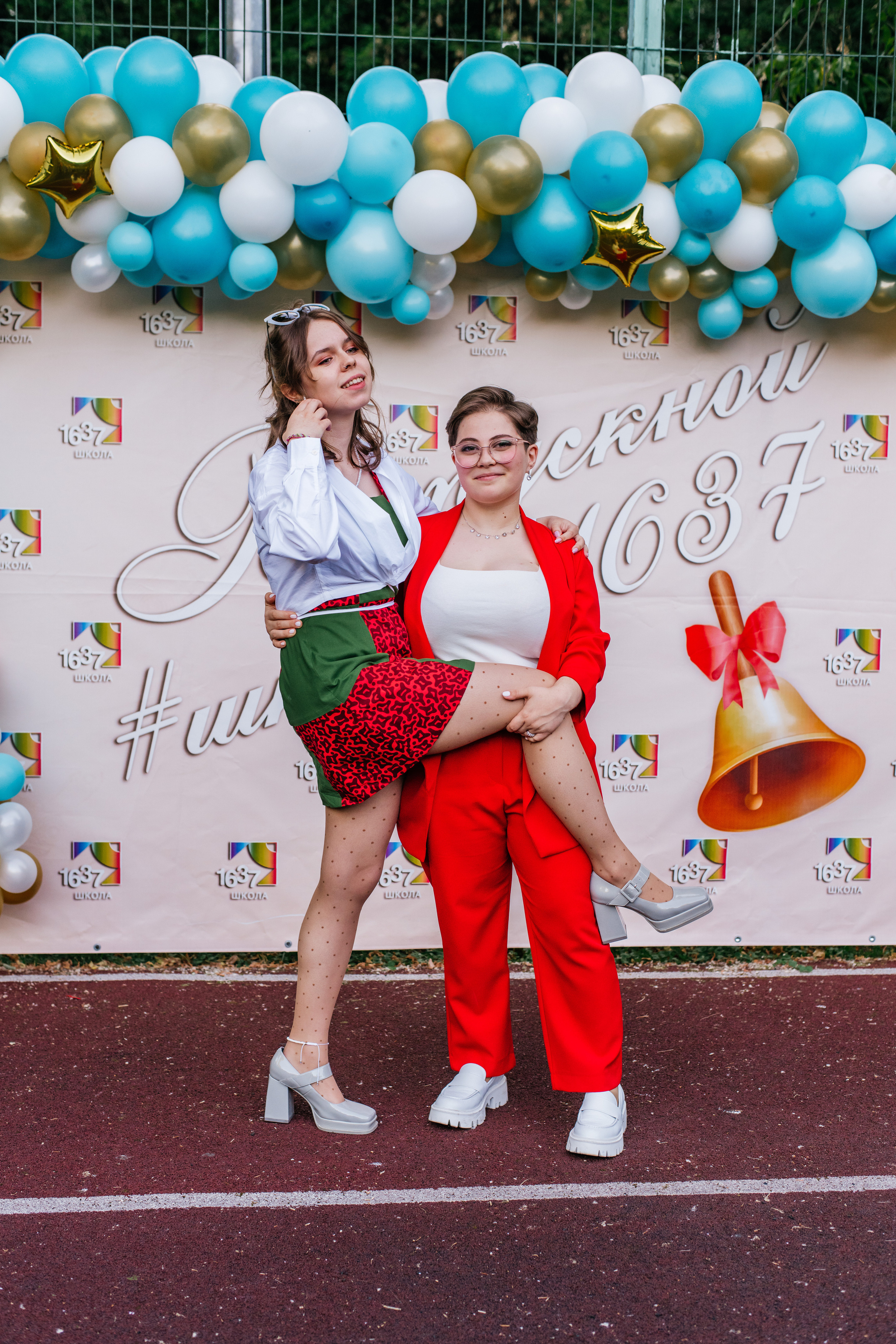 Фотосессия улица. Выпускные альбомы в Подольске Москве и МО