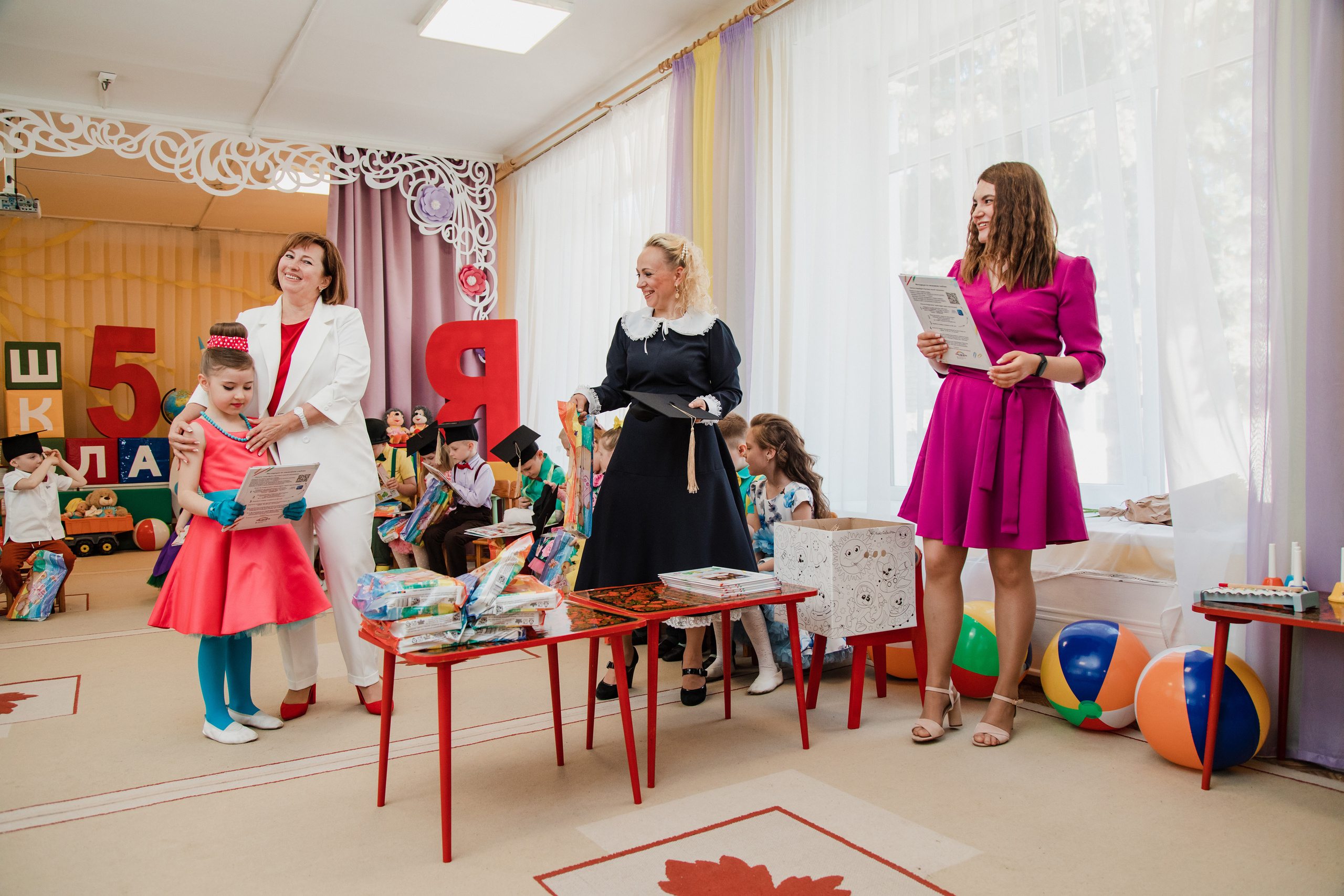 ДС солнышко выпускной. Выпускные альбомы в Подольске Москве и МО