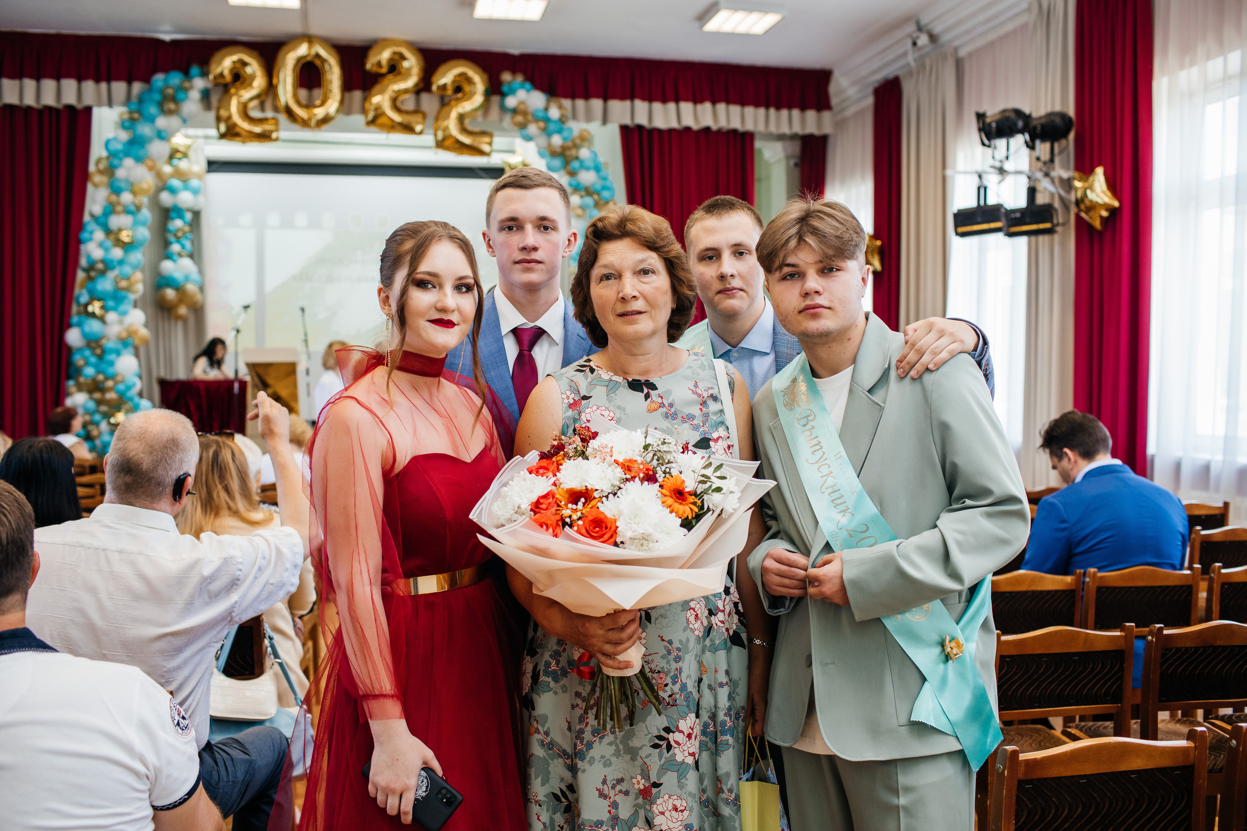 1637 пз. Выпускные альбомы в Подольске Москве и МО