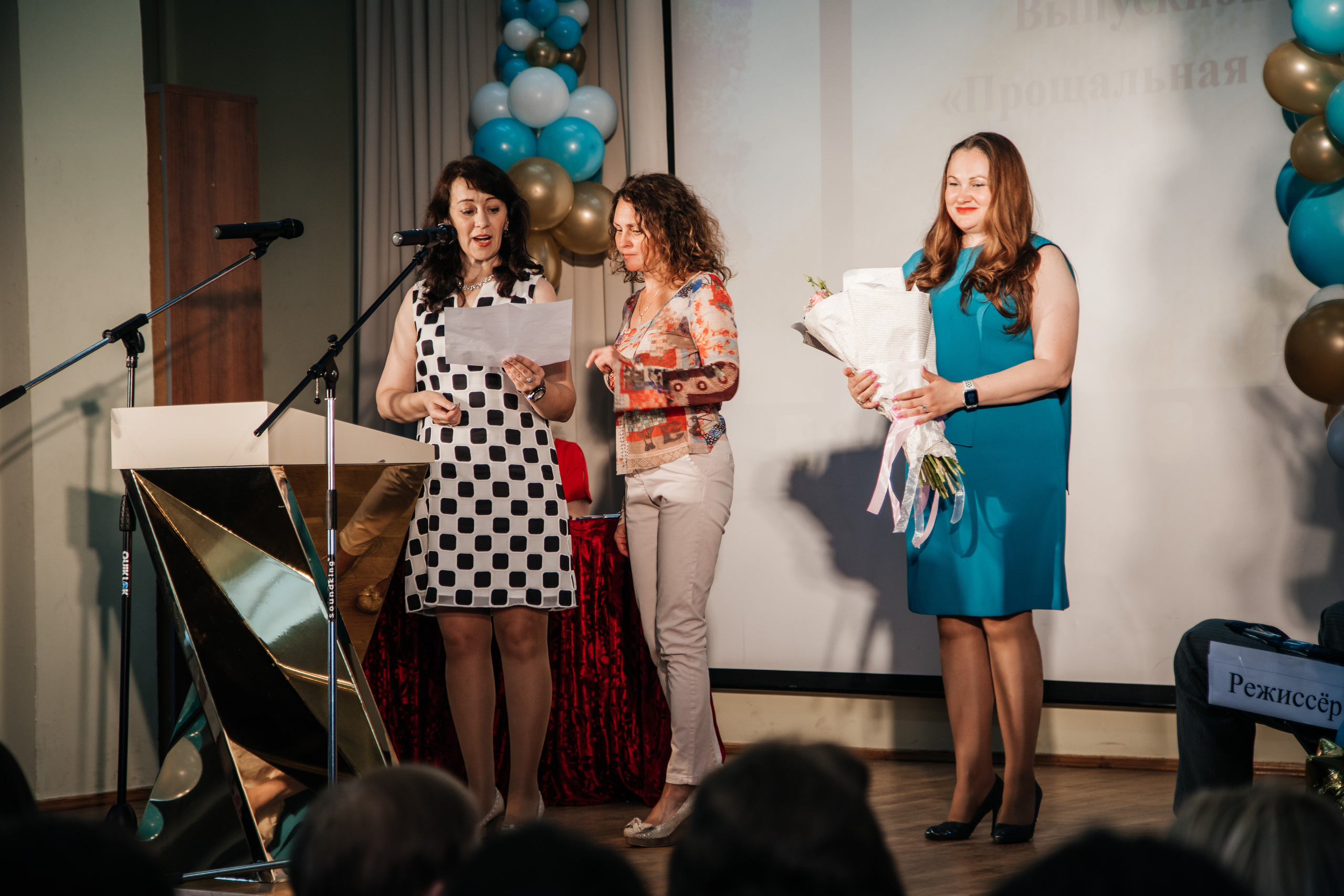 1637 пз. Выпускные альбомы в Подольске Москве и МО