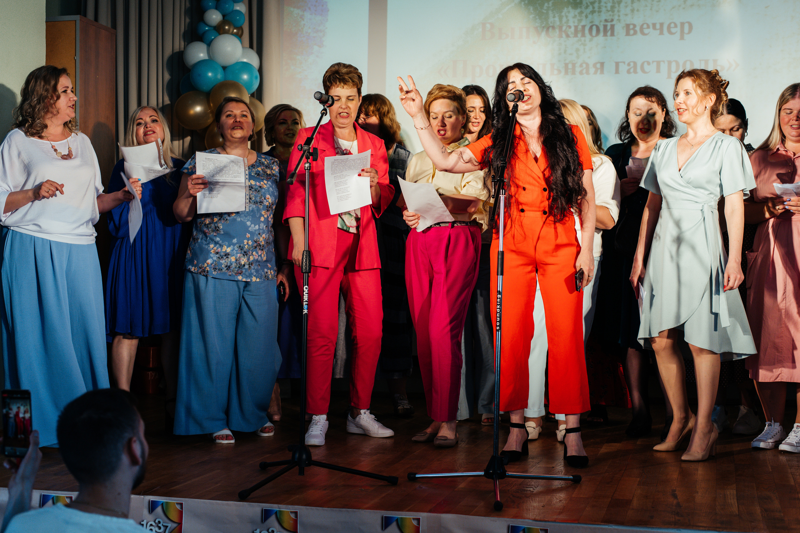 1637 пз. Выпускные альбомы в Подольске Москве и МО