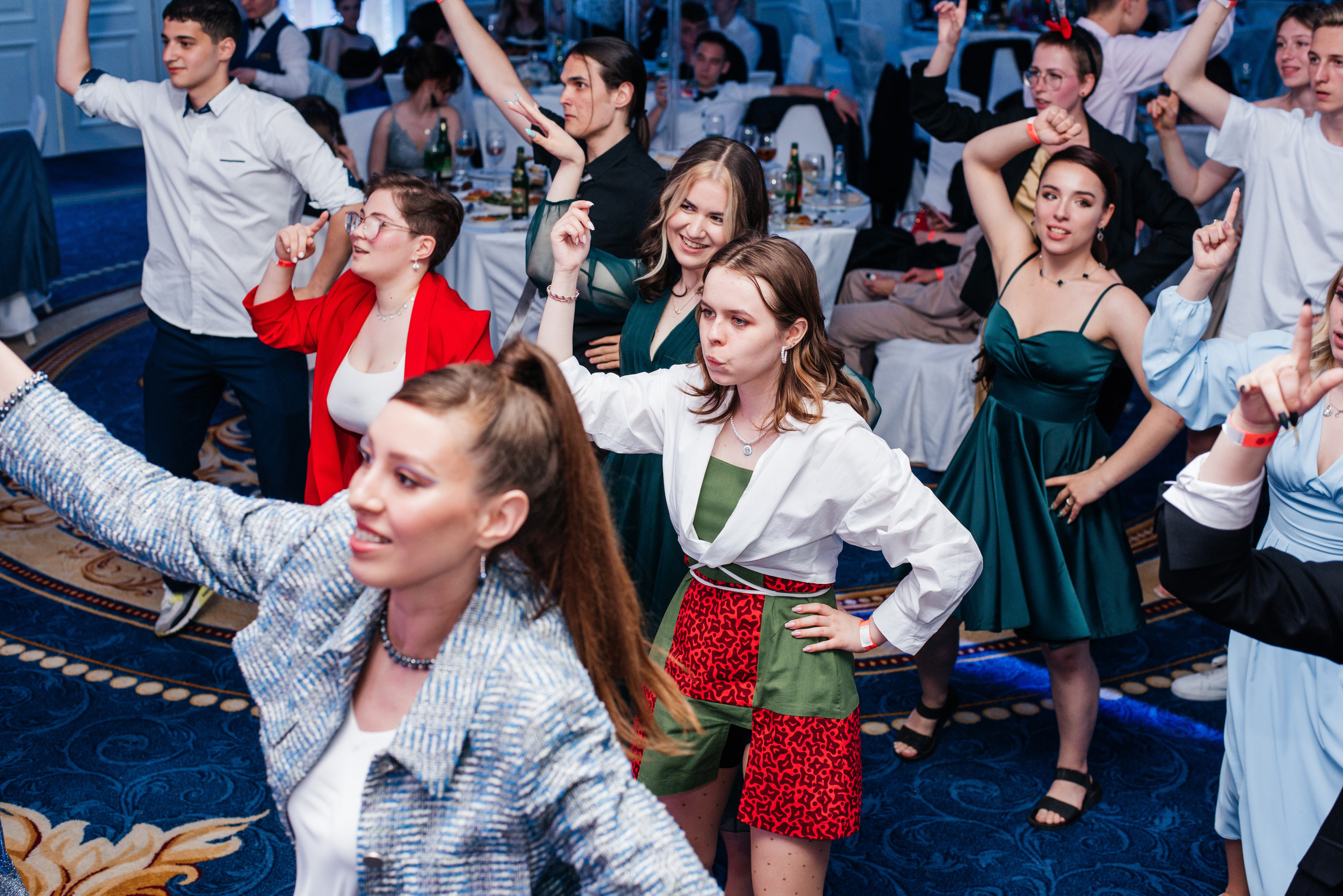 1637 банкет. Выпускные альбомы в Подольске Москве и МО