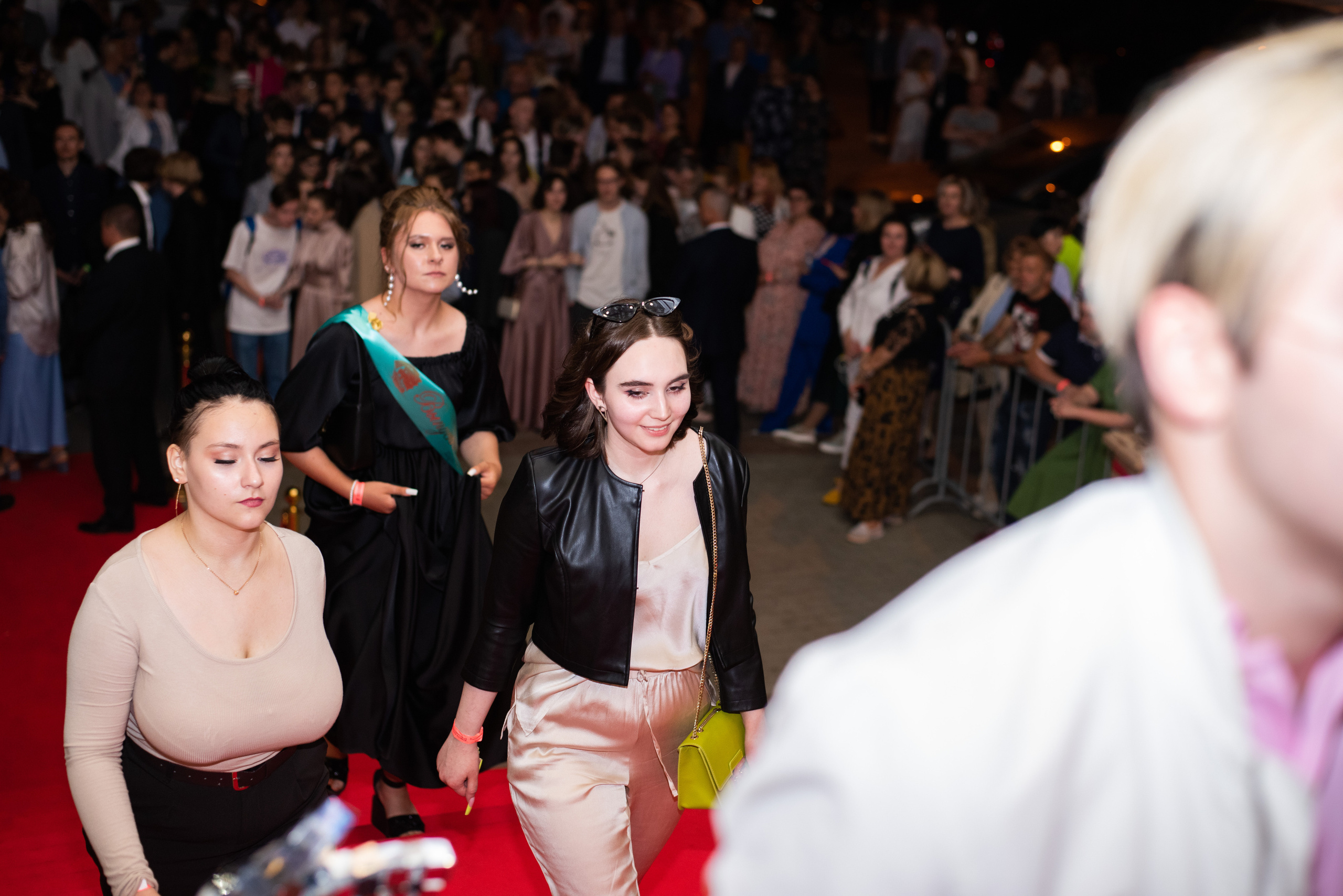 1637 банкет. Выпускные альбомы в Подольске Москве и МО