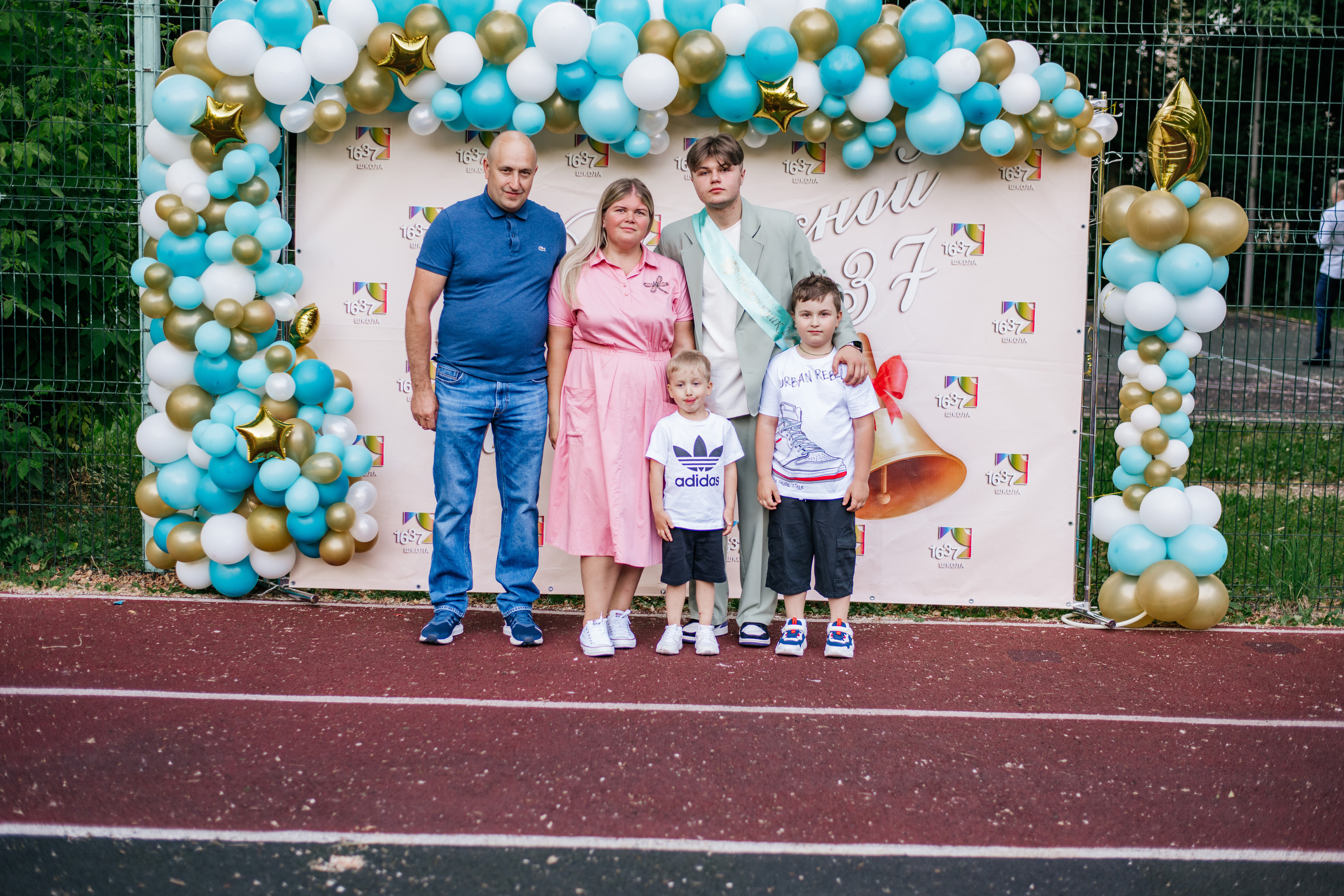Фотосессия улица. Выпускные альбомы в Подольске Москве и МО