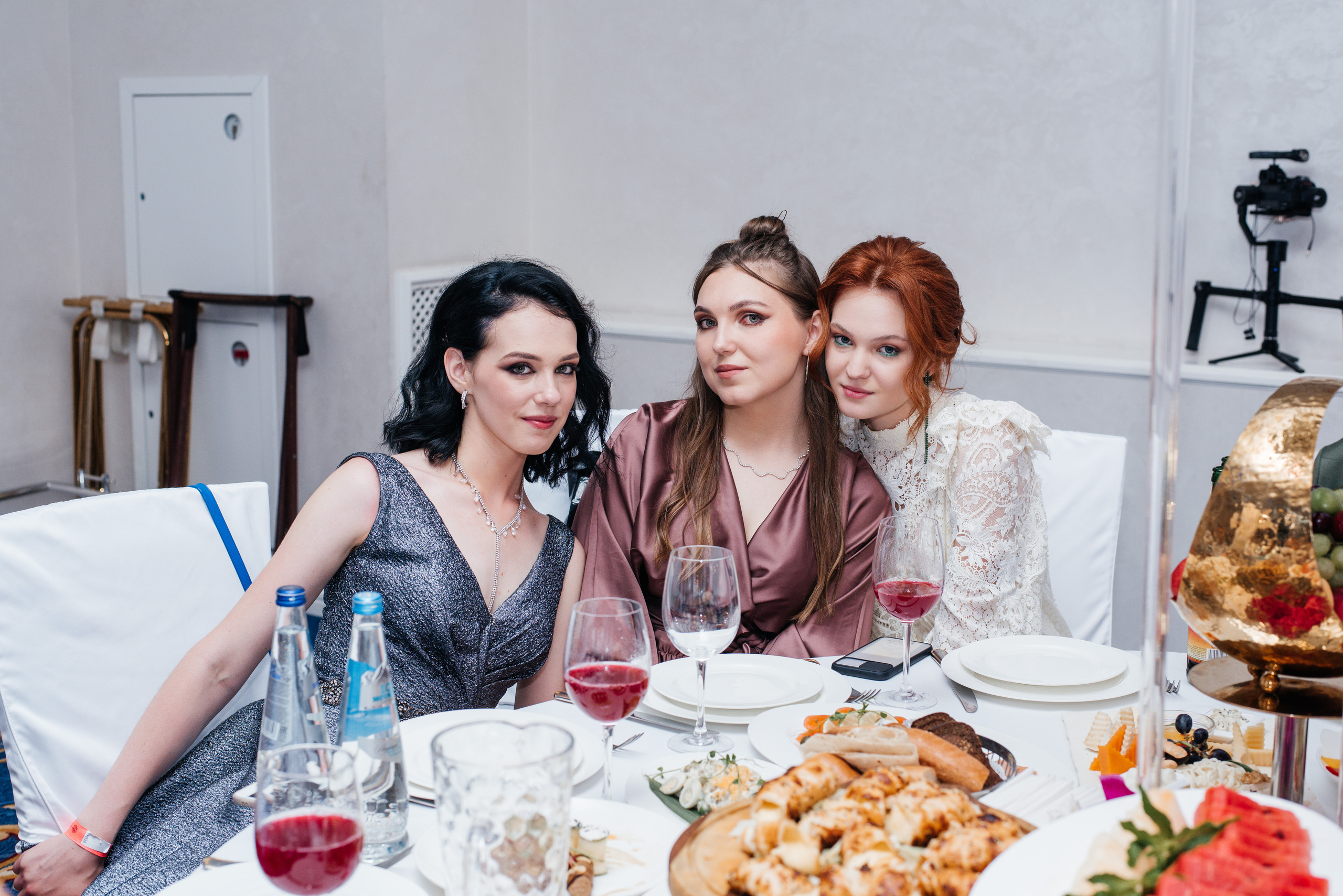 1637 банкет. Выпускные альбомы в Подольске Москве и МО