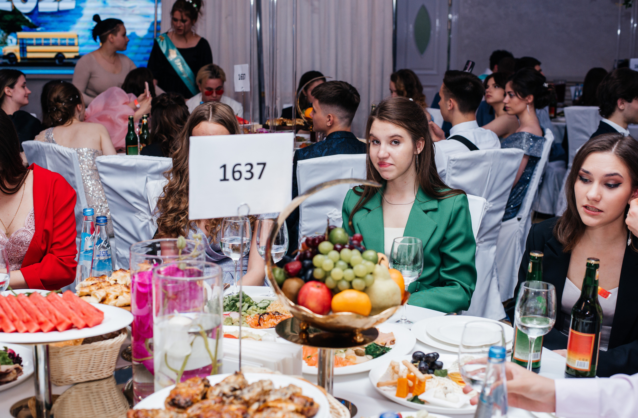 1637 банкет. Выпускные альбомы в Подольске Москве и МО