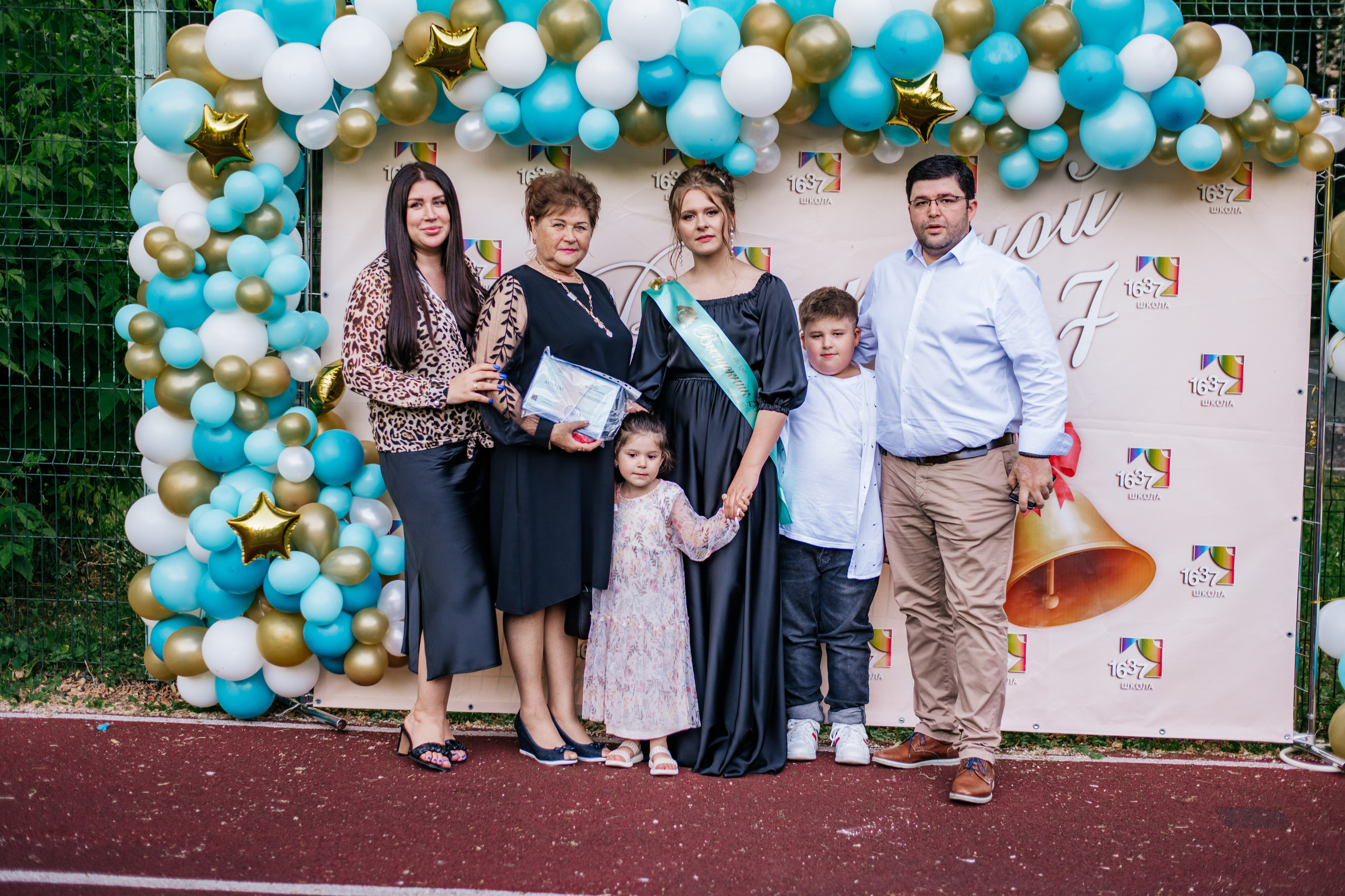 Фотосессия улица. Выпускные альбомы в Подольске Москве и МО