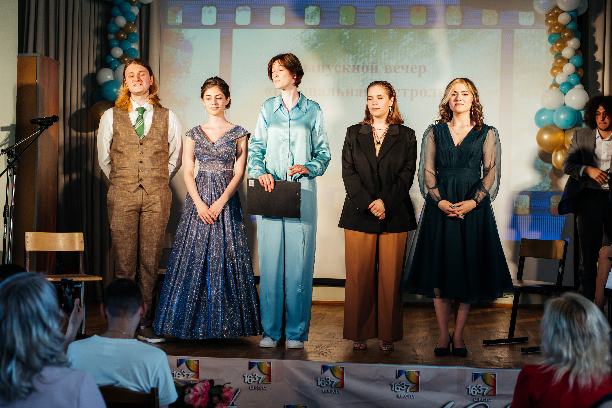 1637 пз. Выпускные альбомы в Подольске Москве и МО