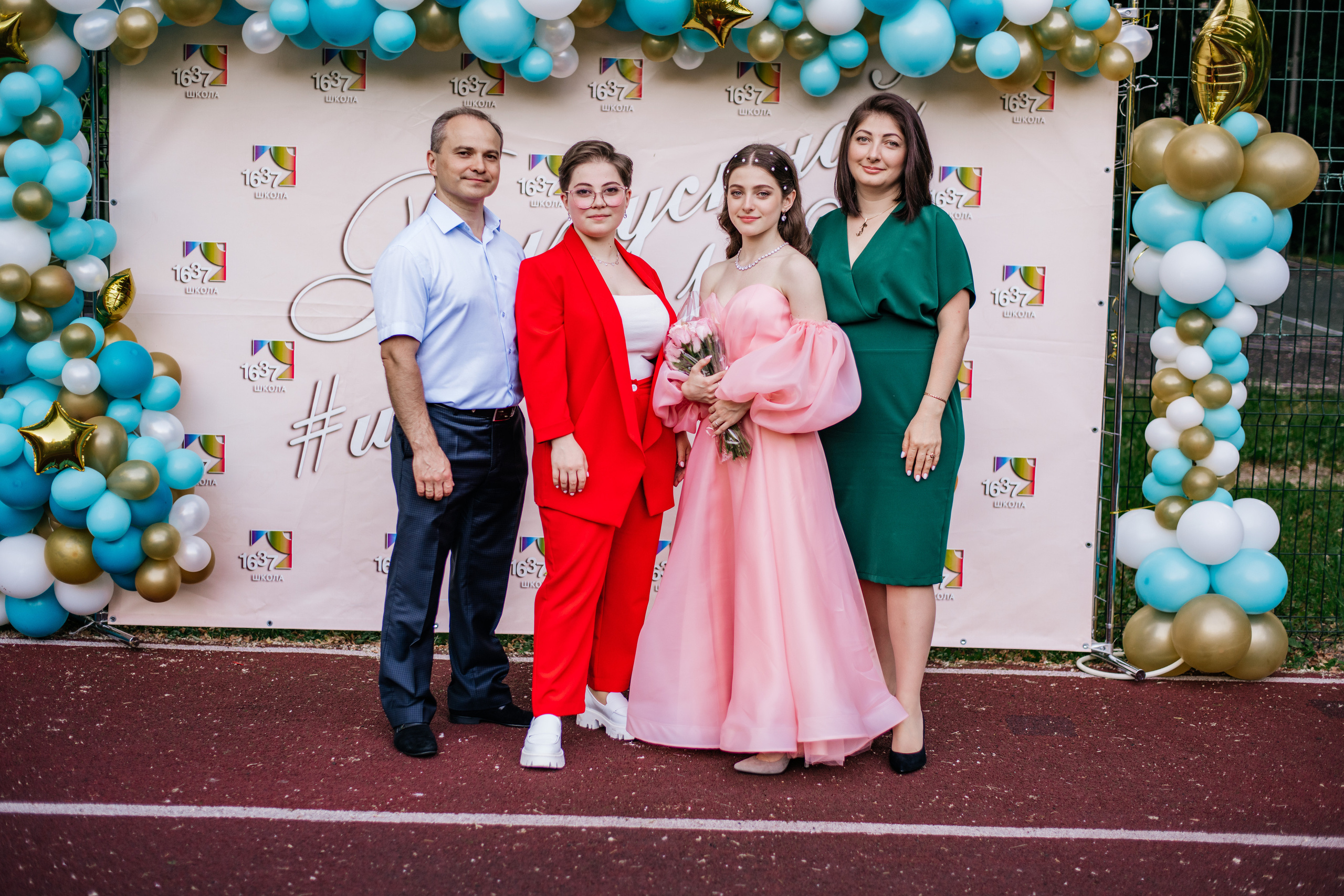 Фотосессия улица. Выпускные альбомы в Подольске Москве и МО