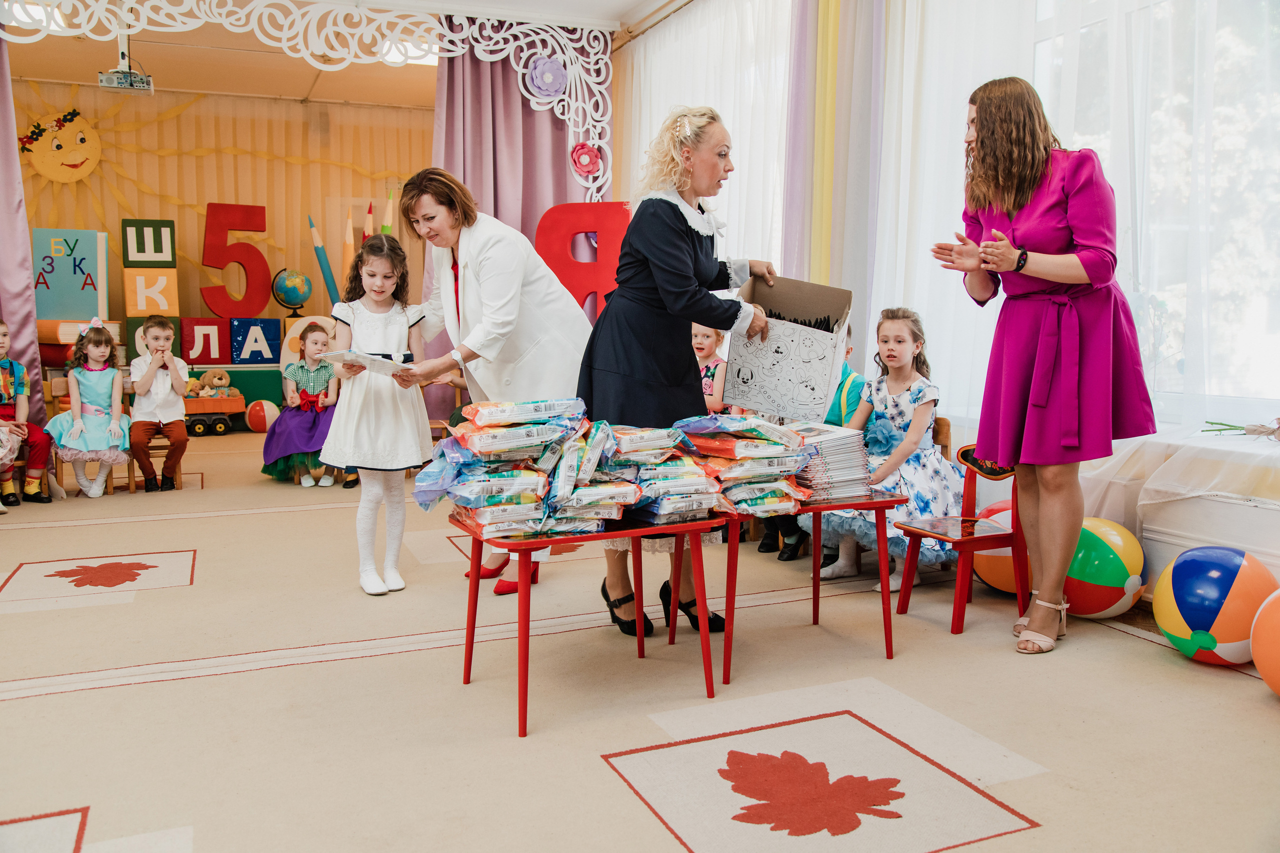 ДС солнышко выпускной. Выпускные альбомы в Подольске Москве и МО