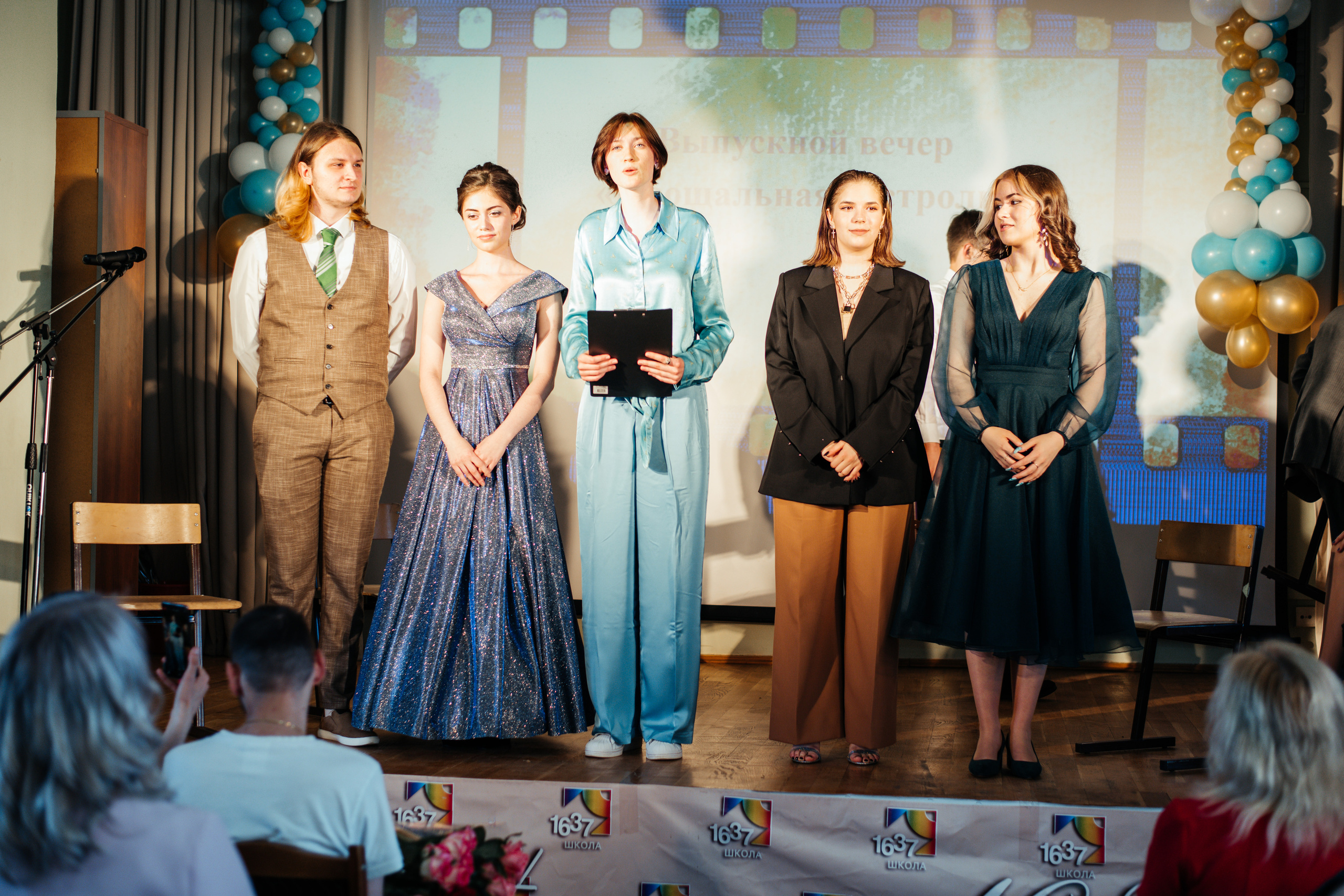 1637 пз. Выпускные альбомы в Подольске Москве и МО