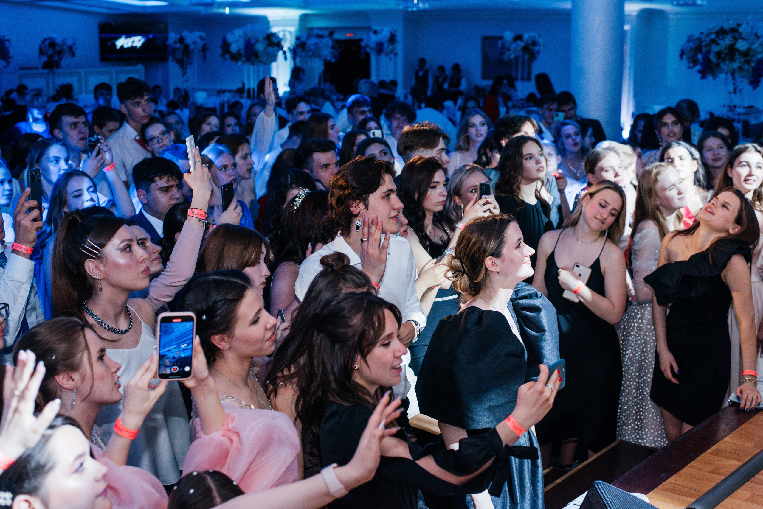 1637 банкет. Выпускные альбомы в Подольске Москве и МО