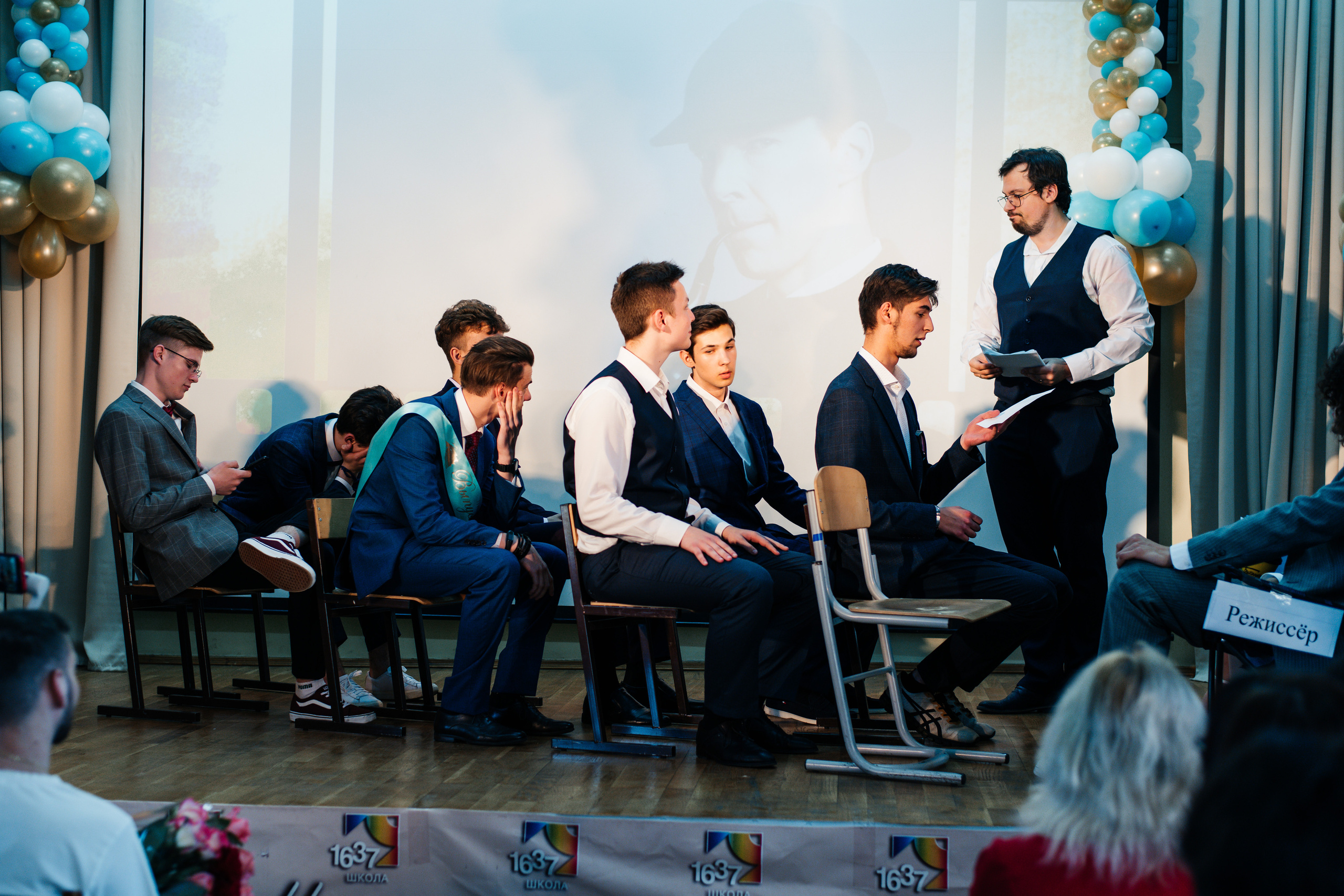 1637 пз. Выпускные альбомы в Подольске Москве и МО