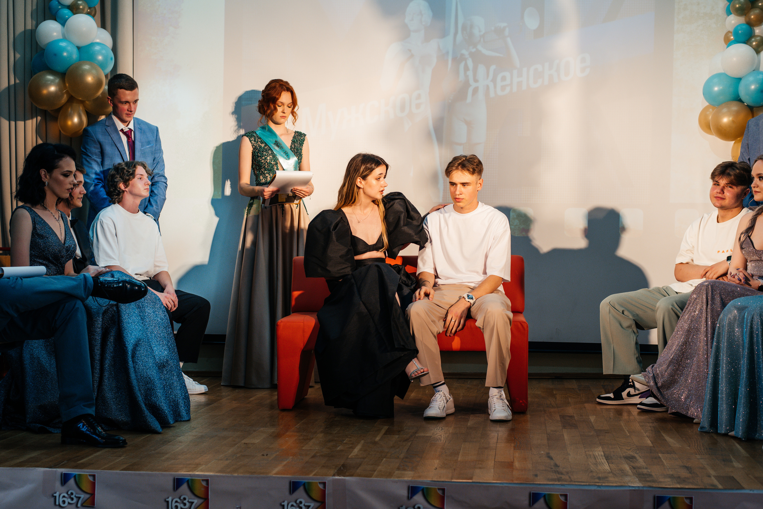 1637 пз. Выпускные альбомы в Подольске Москве и МО