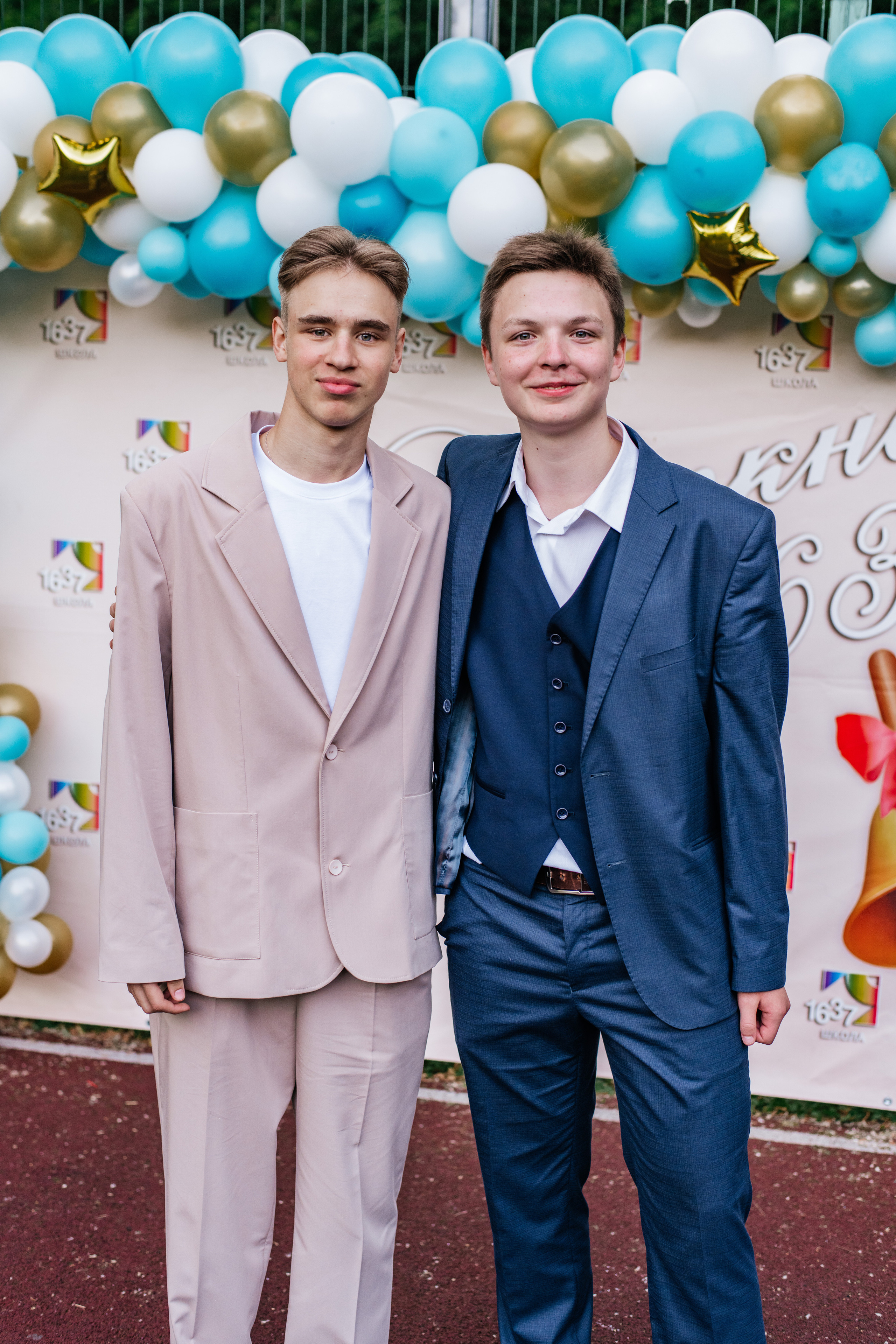 Фотосессия улица. Выпускные альбомы в Подольске Москве и МО