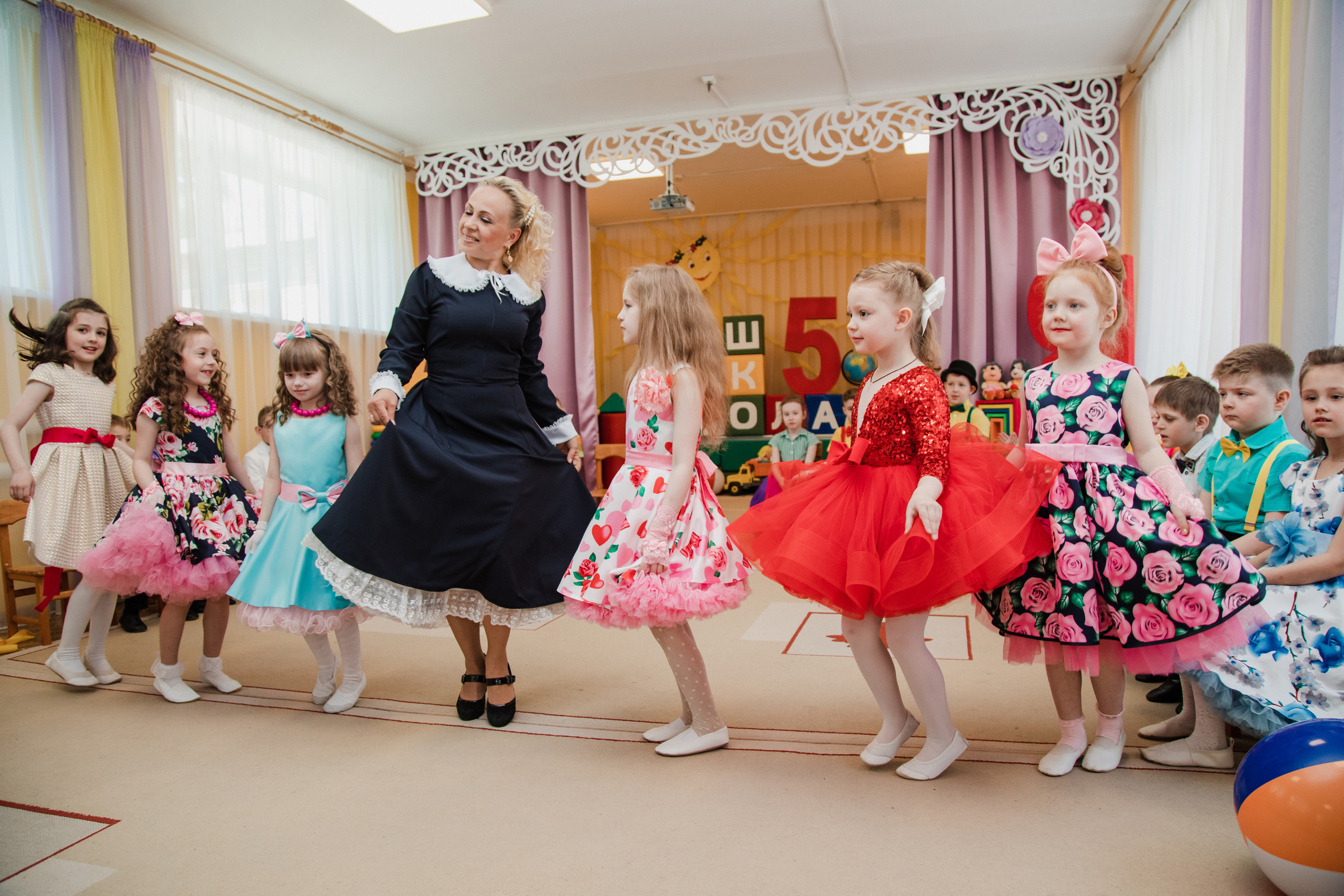 ДС солнышко выпускной. Выпускные альбомы в Подольске Москве и МО