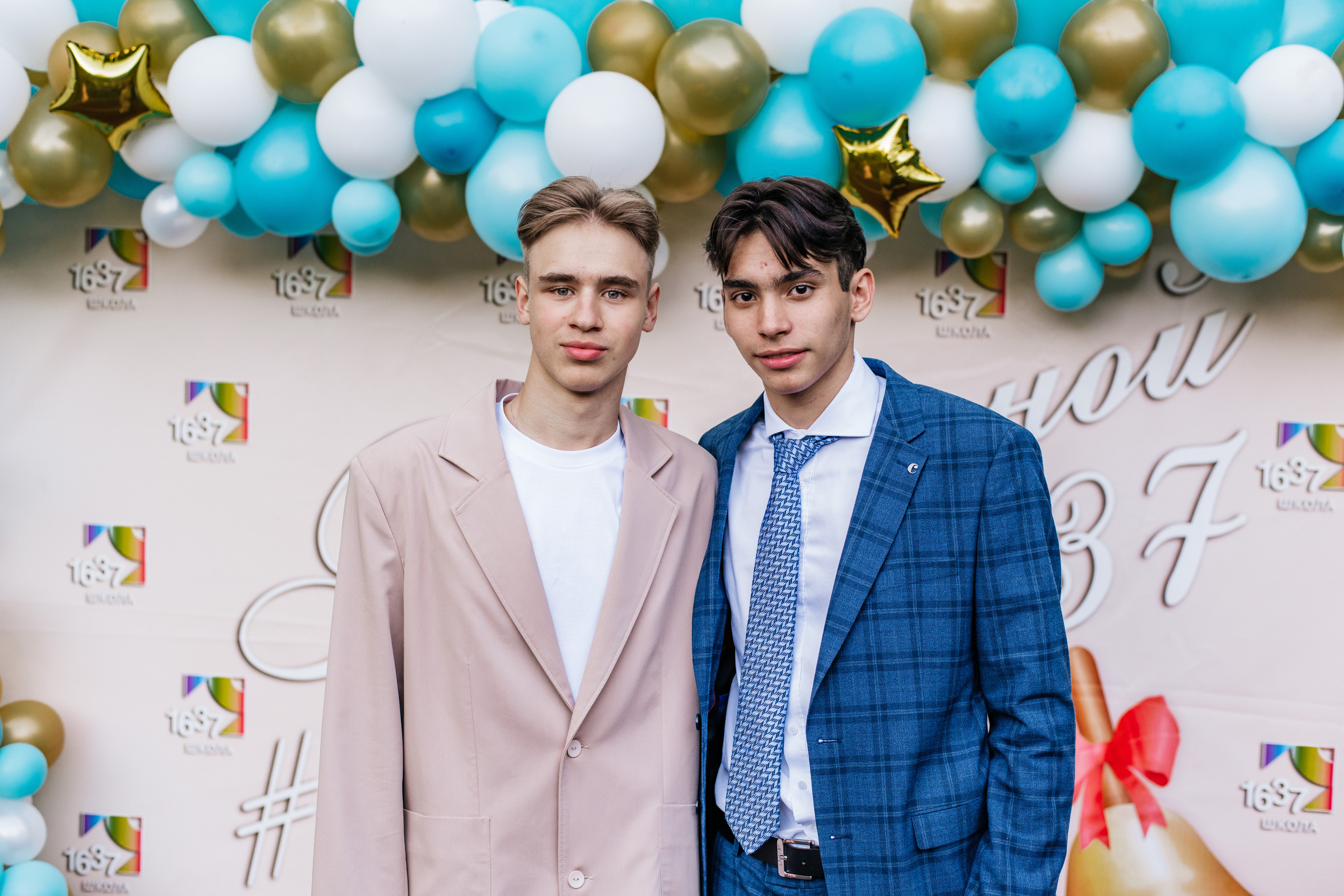 Фотосессия улица. Выпускные альбомы в Подольске Москве и МО