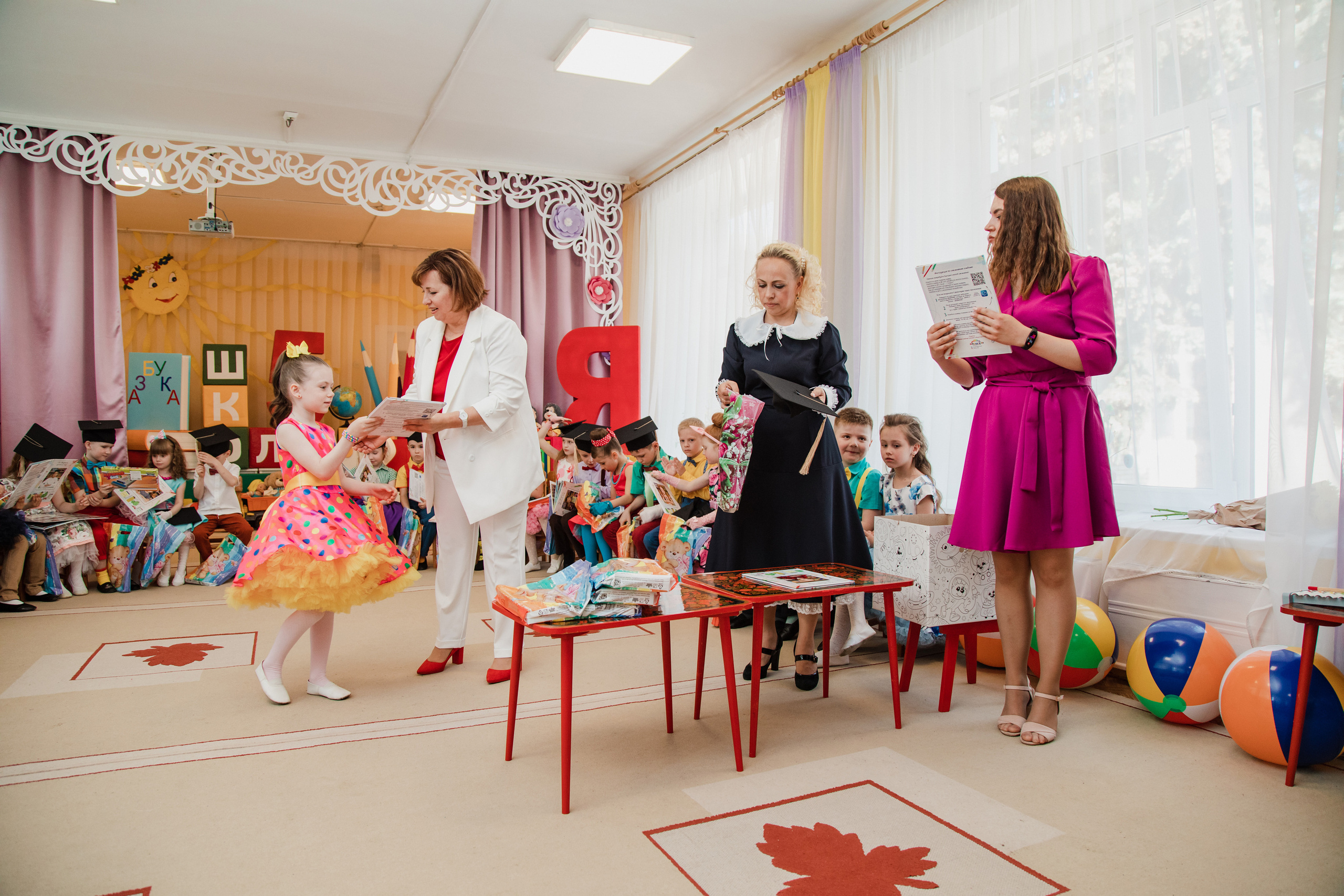 ДС солнышко выпускной. Выпускные альбомы в Подольске Москве и МО