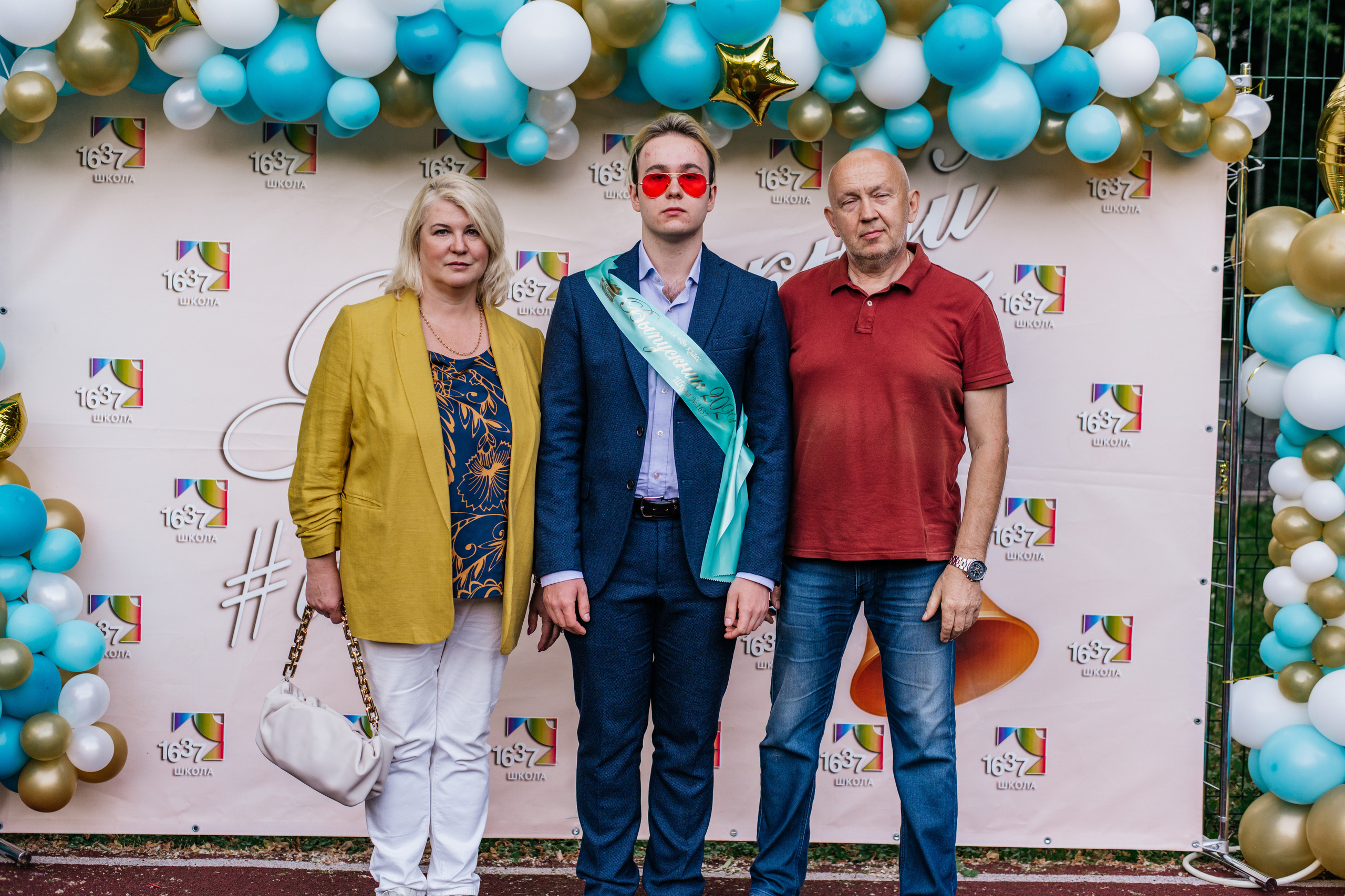 Фотосессия улица. Выпускные альбомы в Подольске Москве и МО