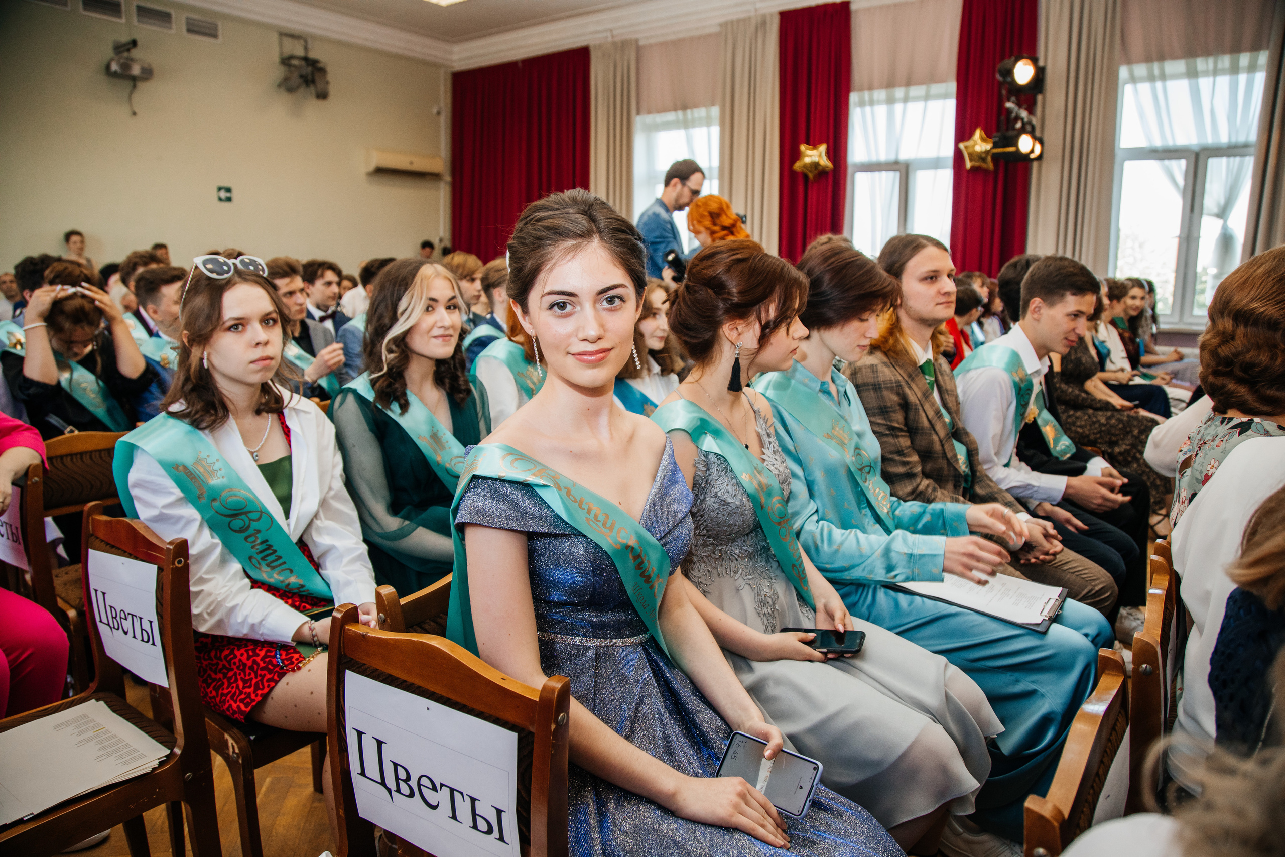 1637 пз. Выпускные альбомы в Подольске Москве и МО