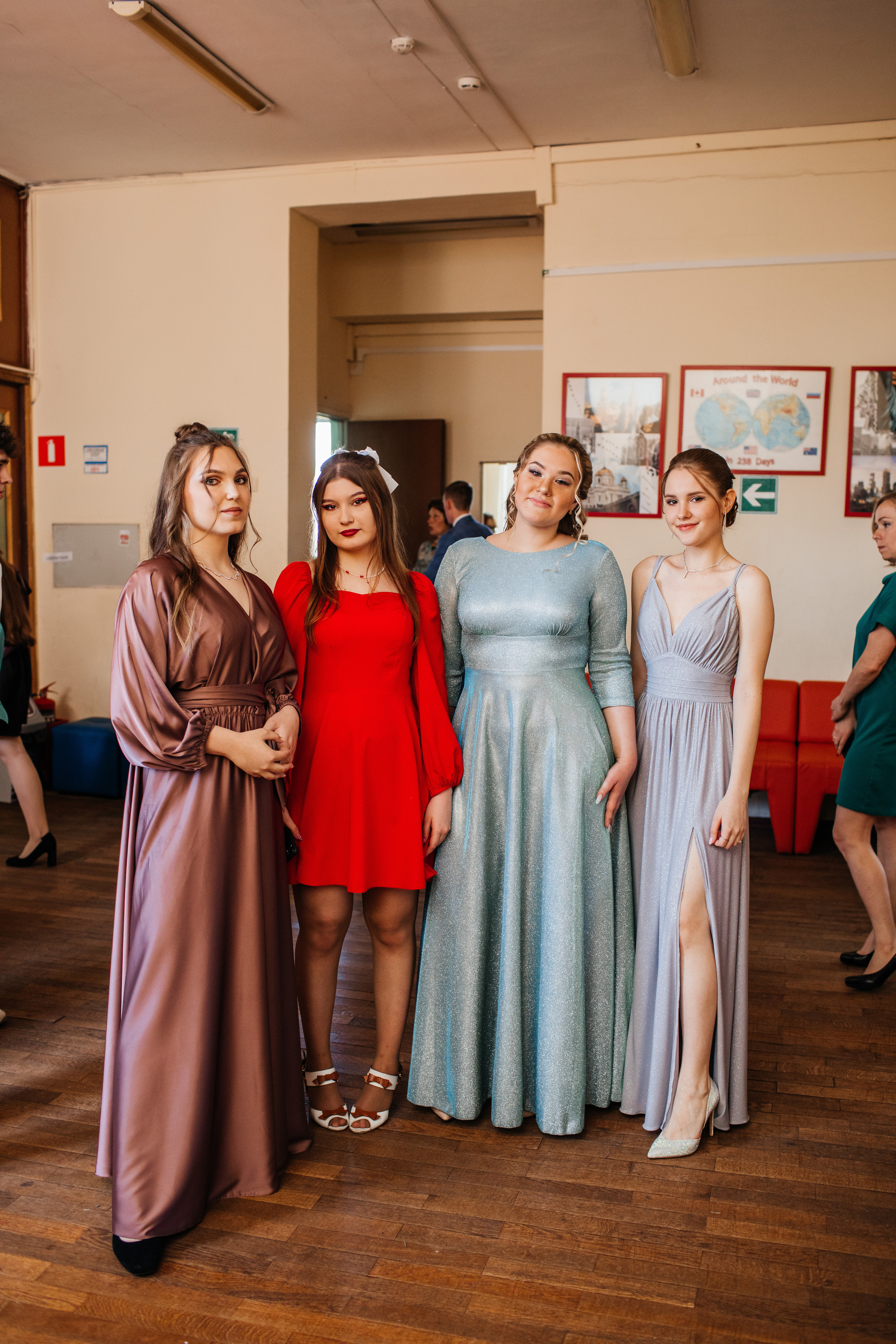 1637 пз. Выпускные альбомы в Подольске Москве и МО