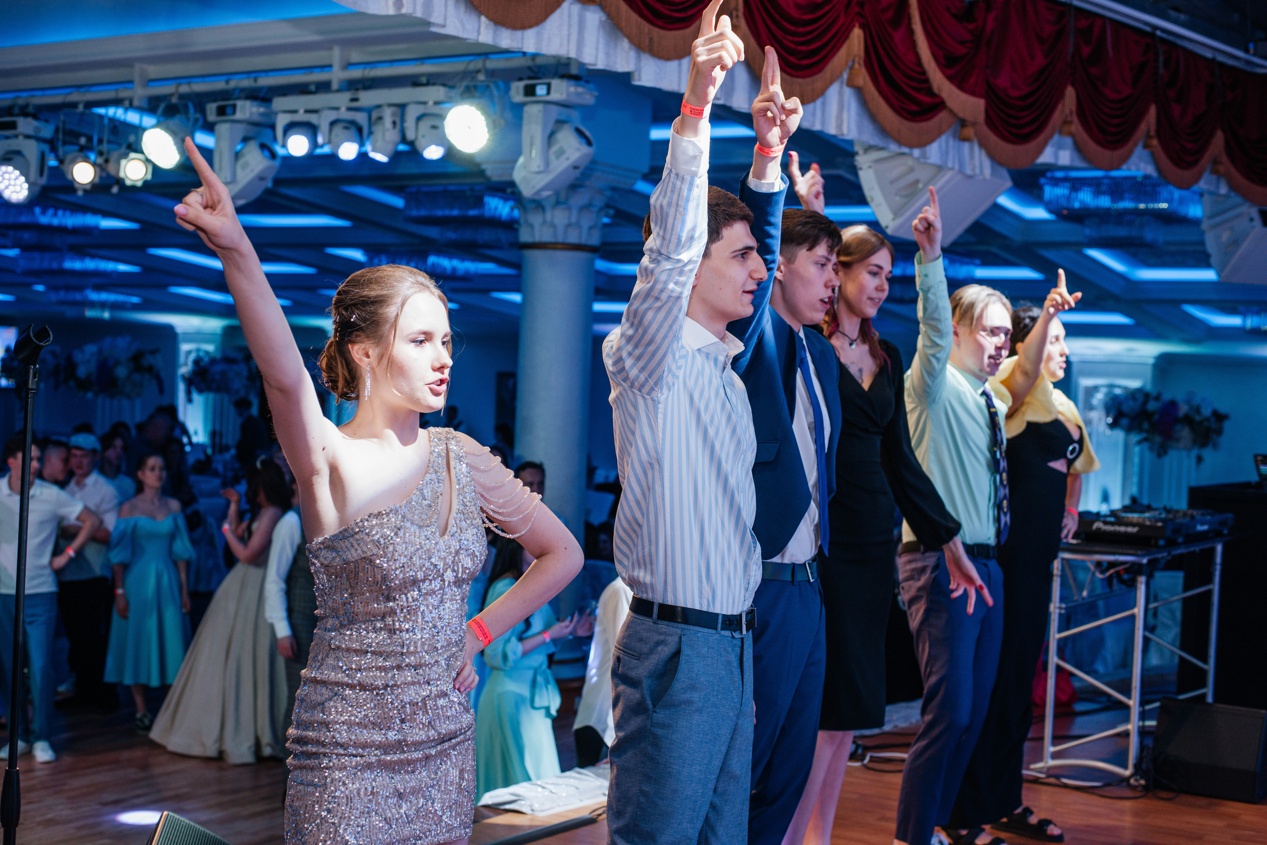 1637 банкет. Выпускные альбомы в Подольске Москве и МО