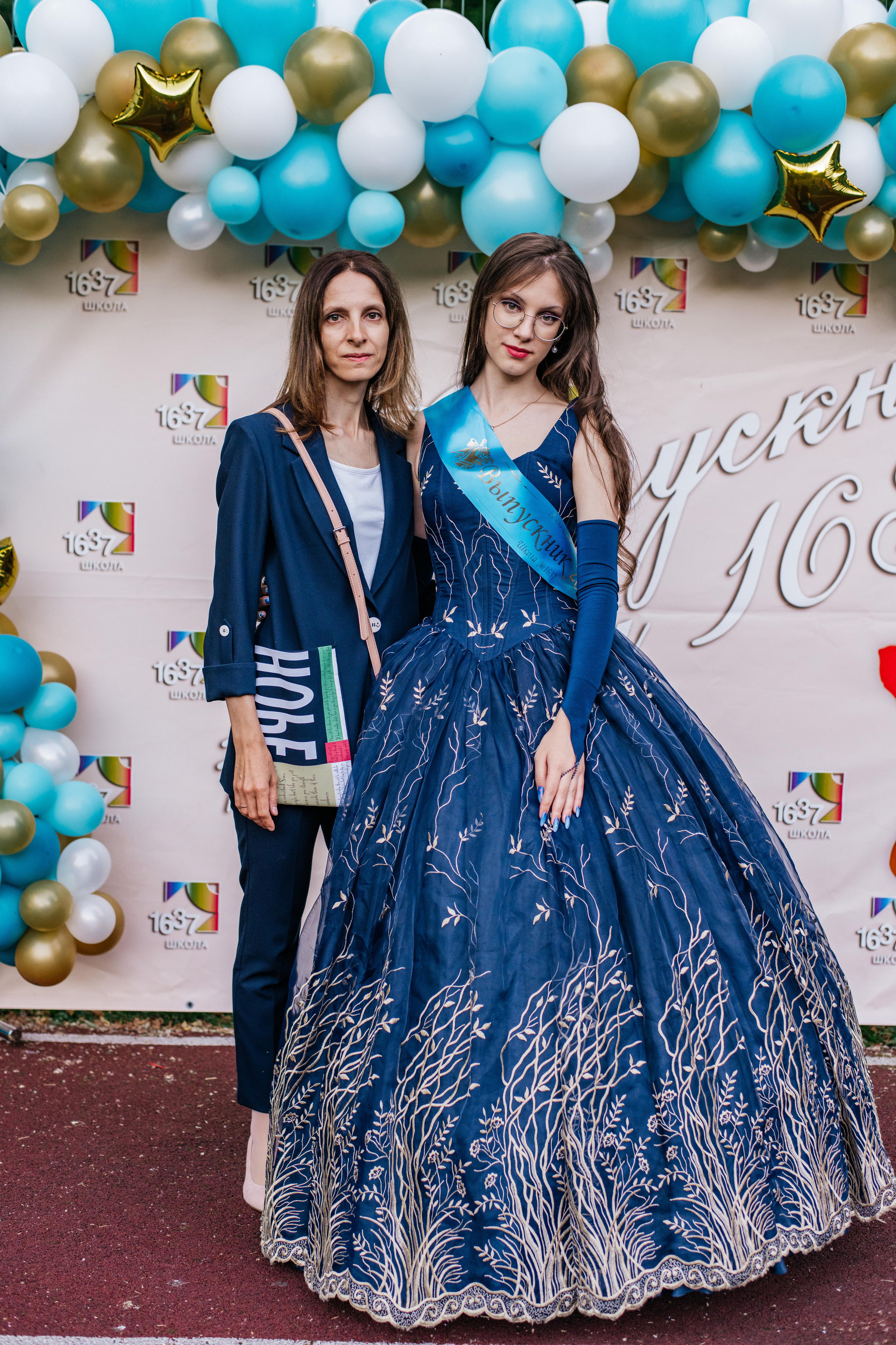 Фотосессия улица. Выпускные альбомы в Подольске Москве и МО