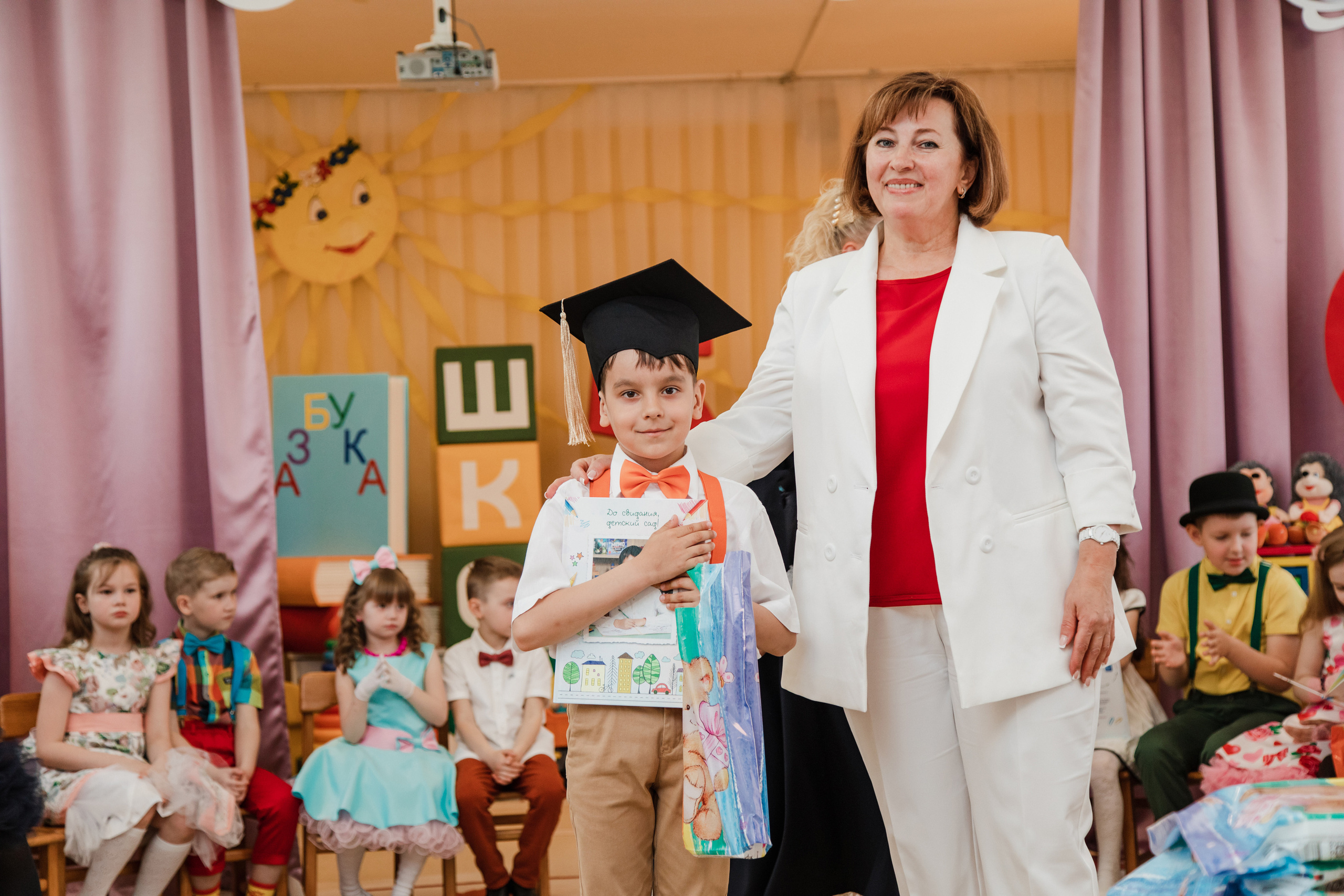 ДС солнышко выпускной. Выпускные альбомы в Подольске Москве и МО