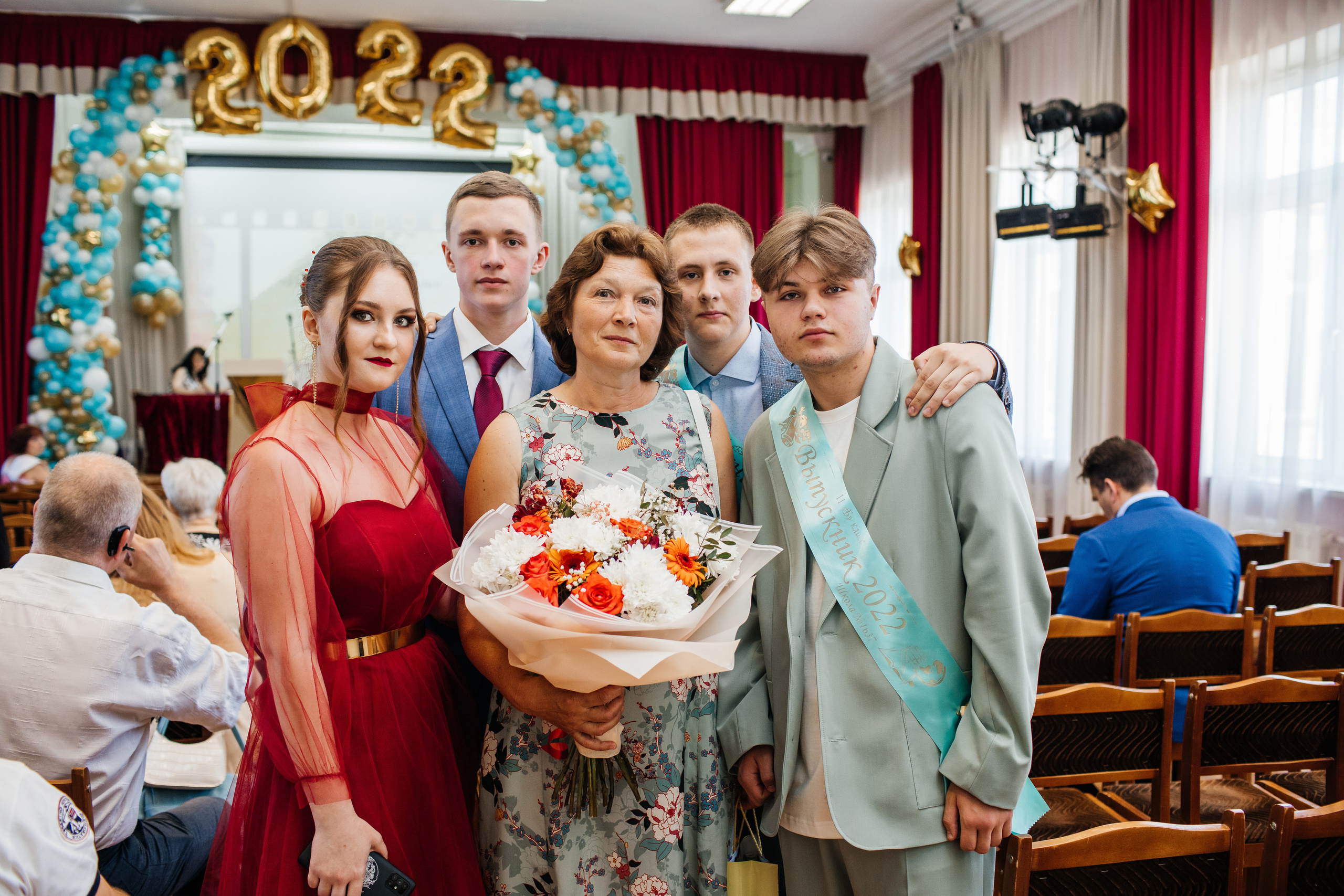 1637 пз. Выпускные альбомы в Подольске Москве и МО