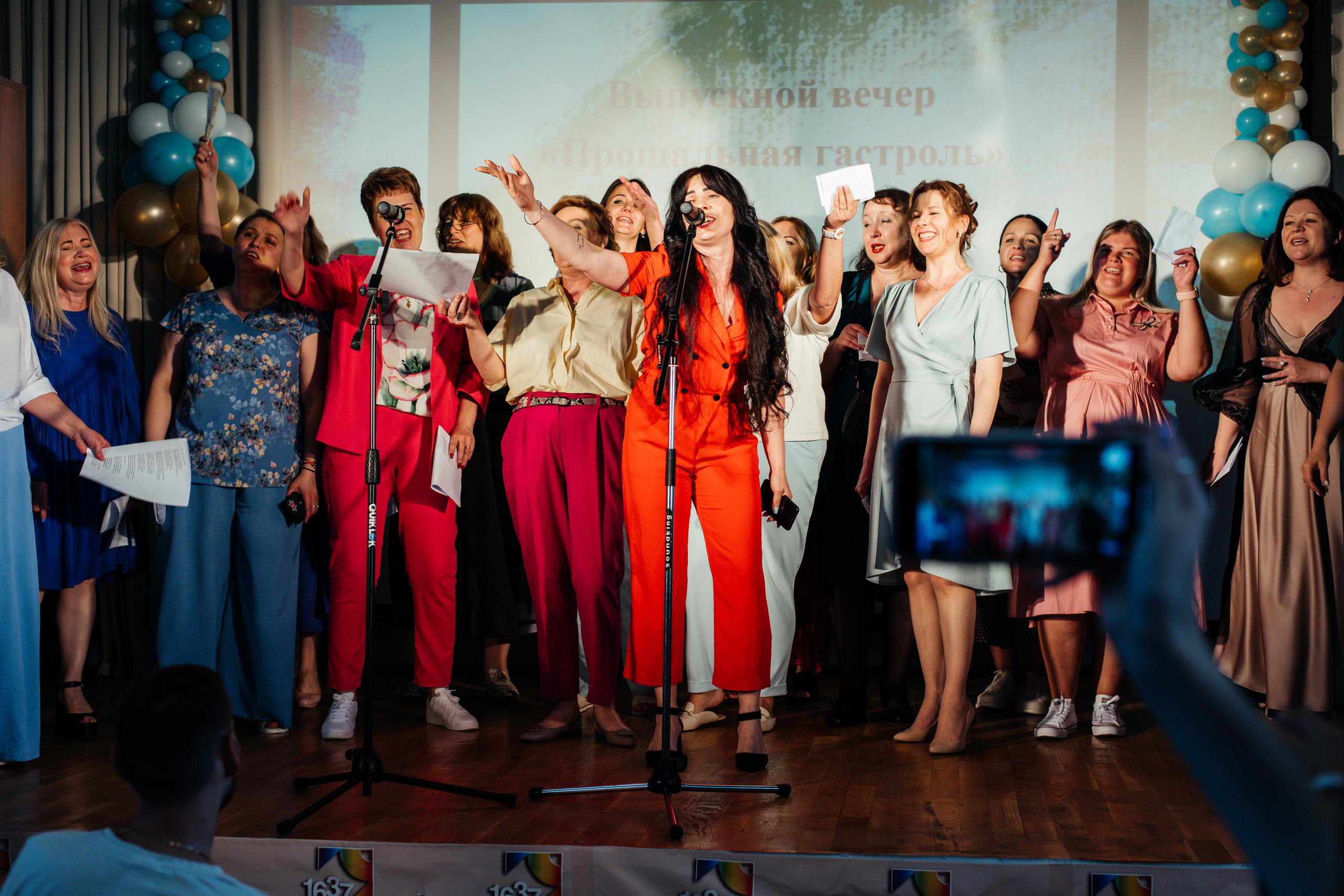 1637 пз. Выпускные альбомы в Подольске Москве и МО