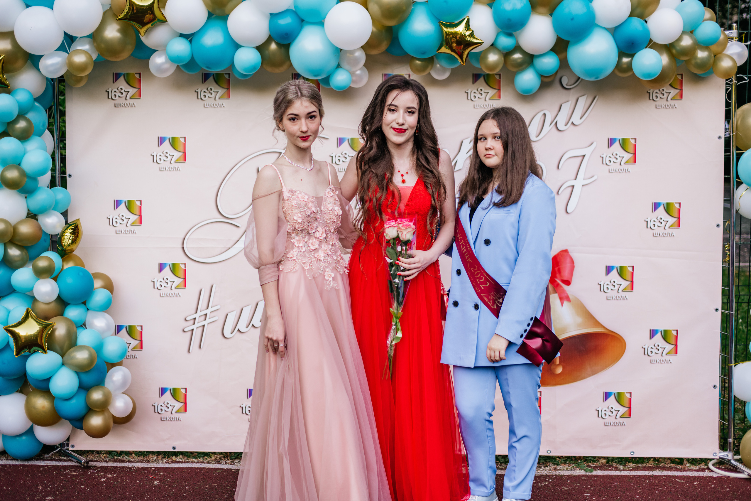 Фотосессия улица. Выпускные альбомы в Подольске Москве и МО