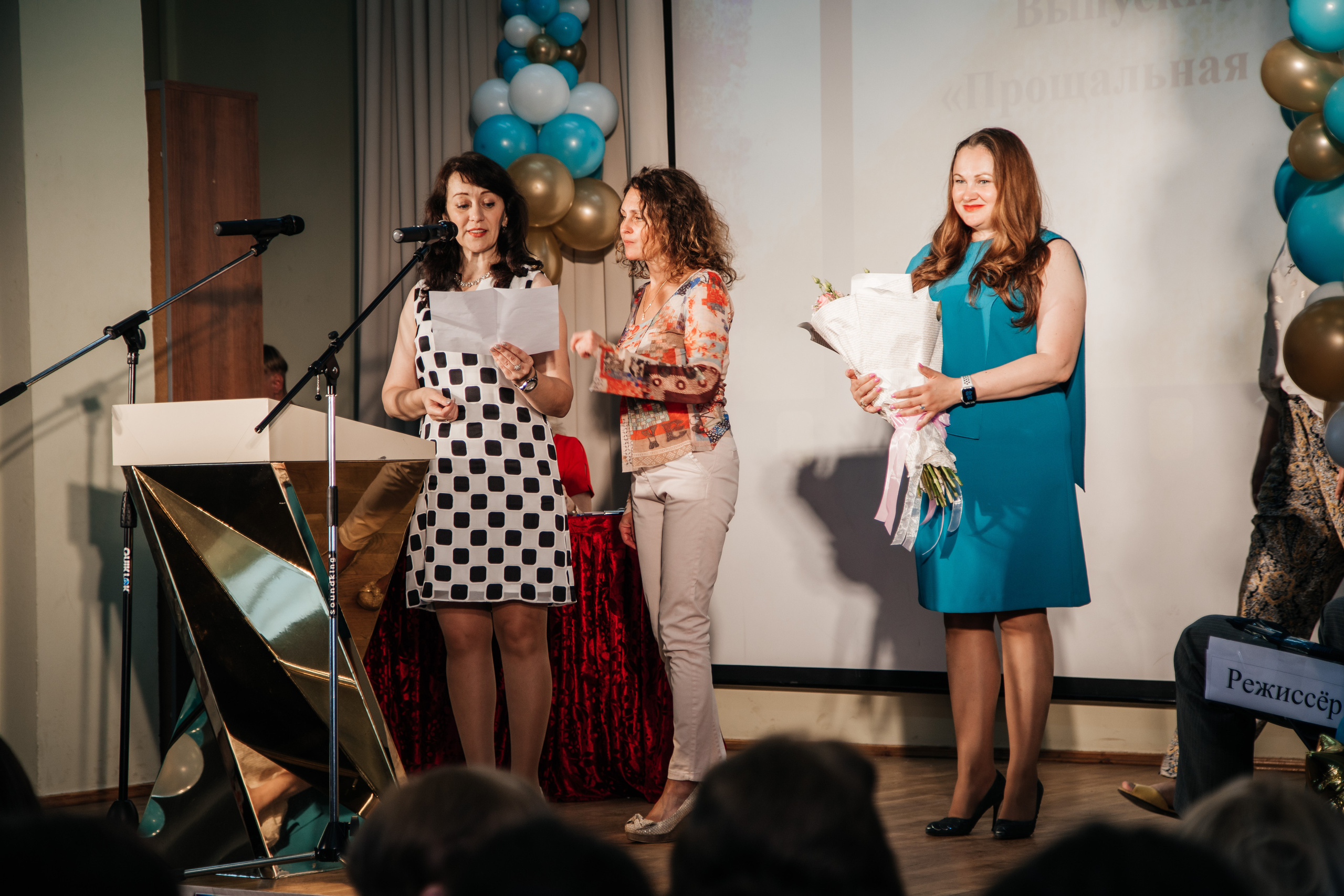 1637 пз. Выпускные альбомы в Подольске Москве и МО