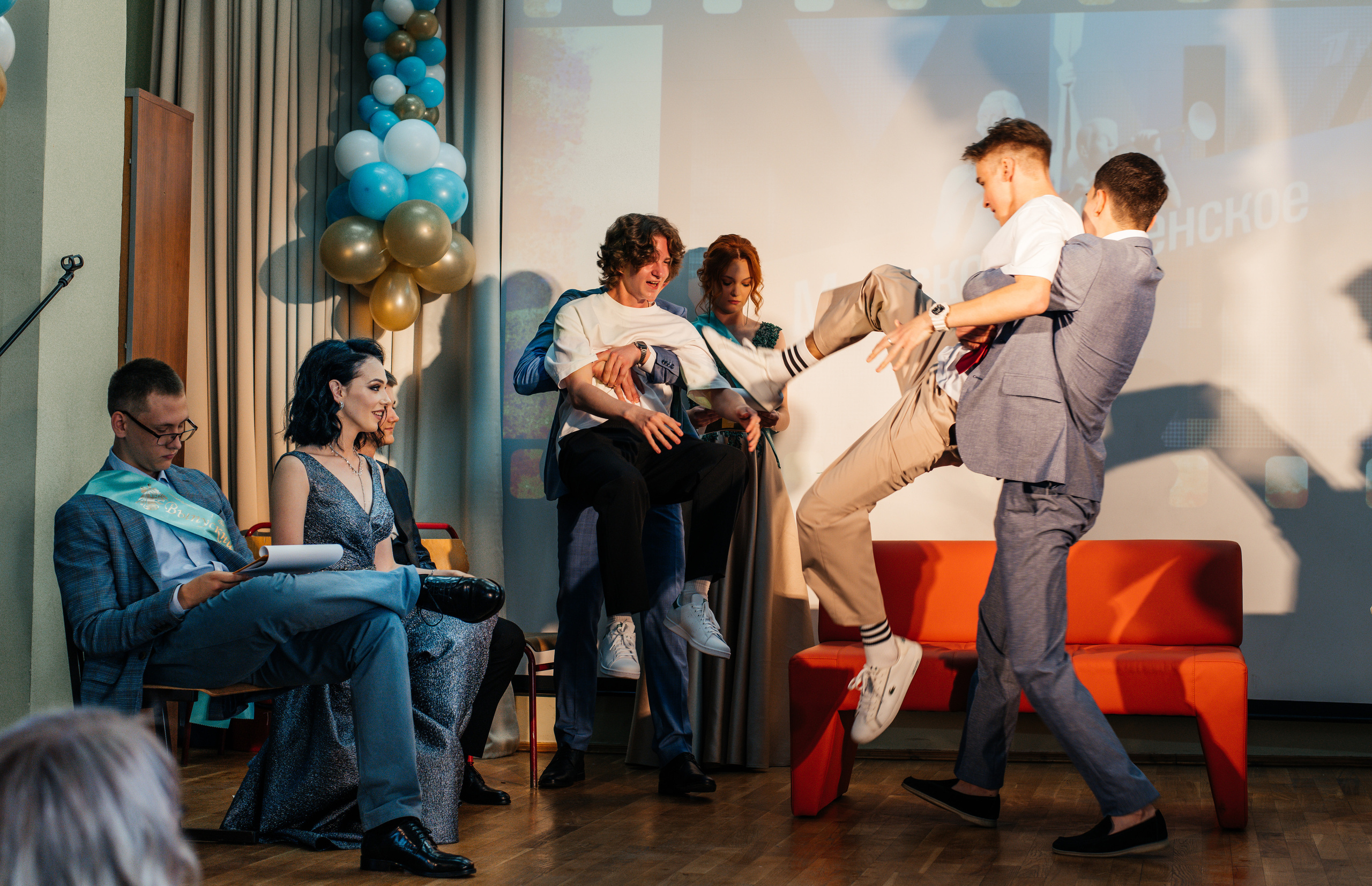 1637 пз. Выпускные альбомы в Подольске Москве и МО