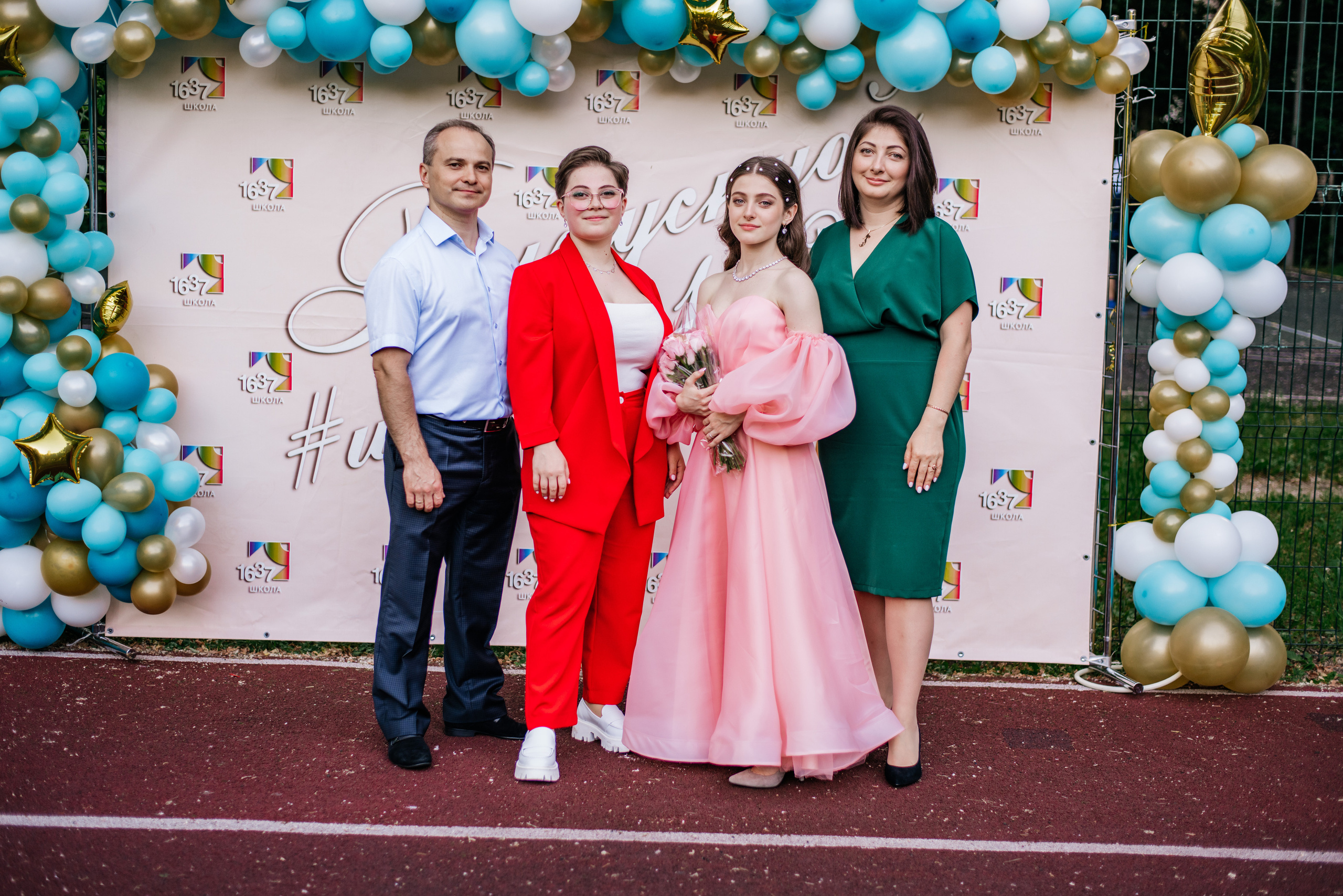 Фотосессия улица. Выпускные альбомы в Подольске Москве и МО