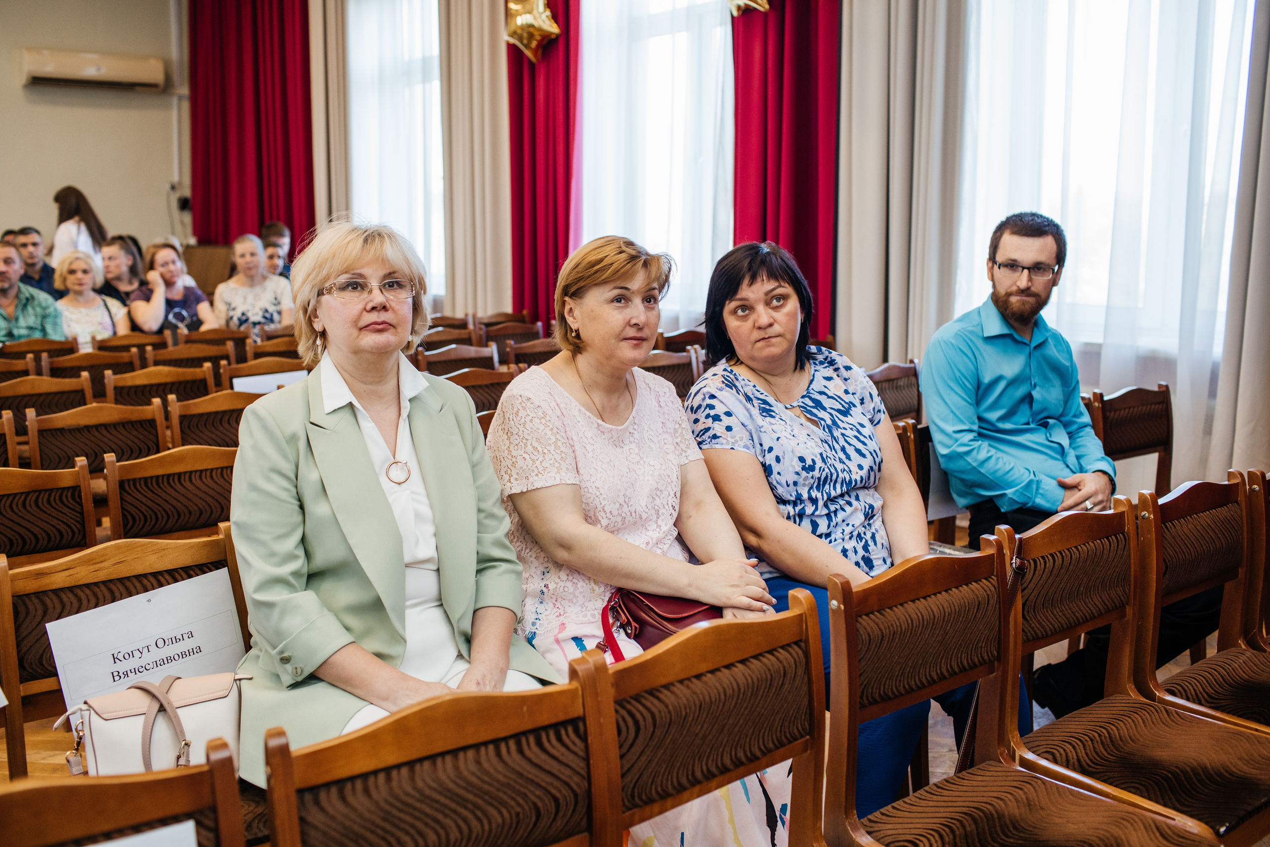 1637 пз. Выпускные альбомы в Подольске Москве и МО