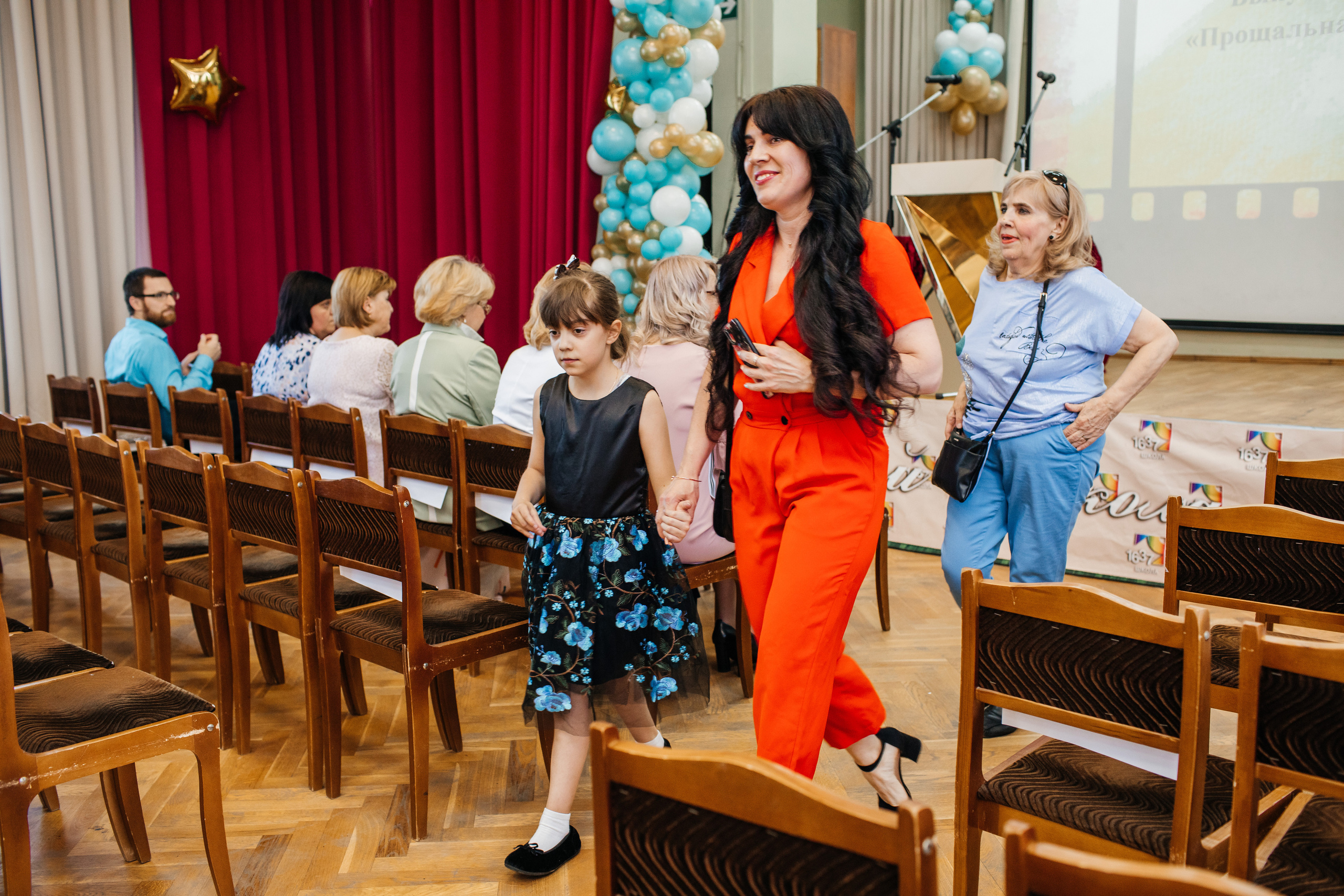 1637 пз. Выпускные альбомы в Подольске Москве и МО