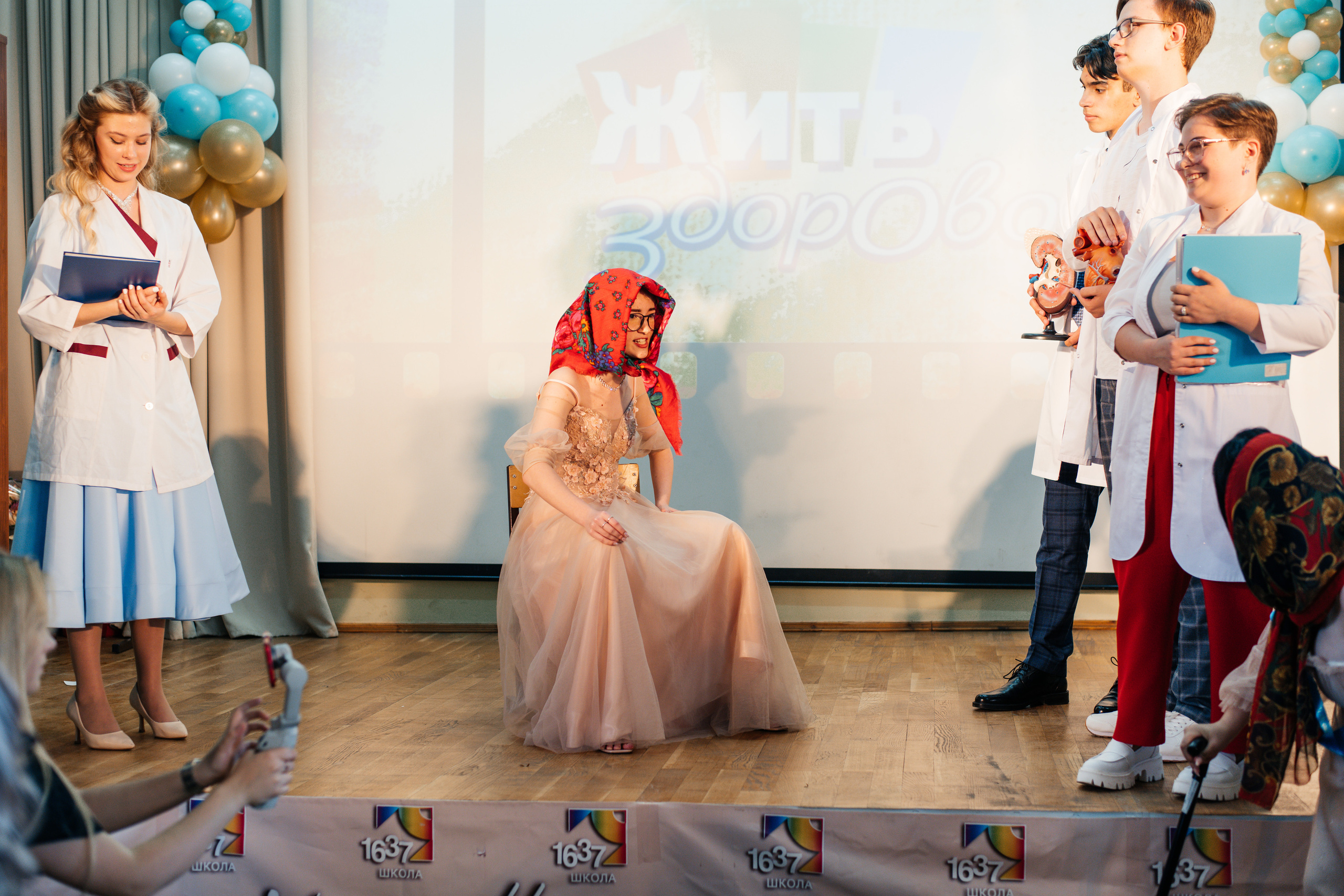 1637 пз. Выпускные альбомы в Подольске Москве и МО