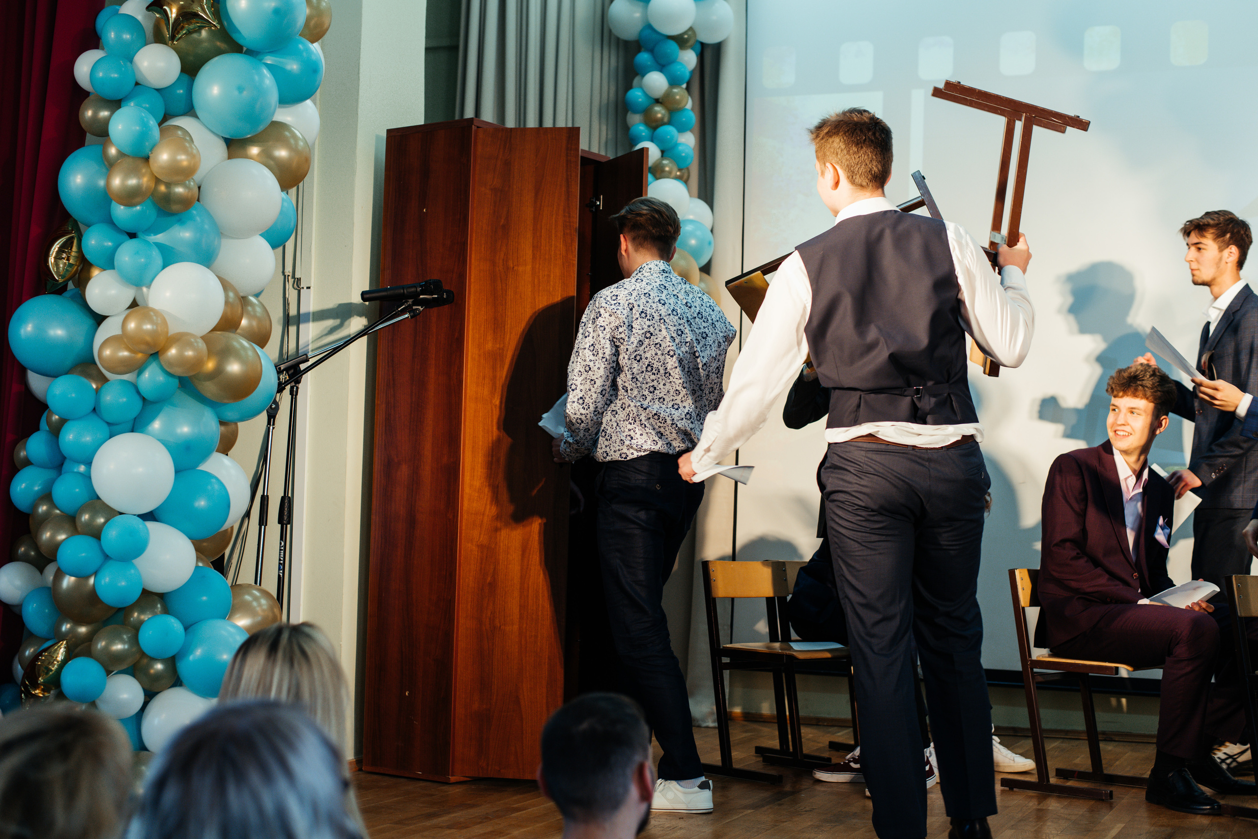 1637 пз. Выпускные альбомы в Подольске Москве и МО