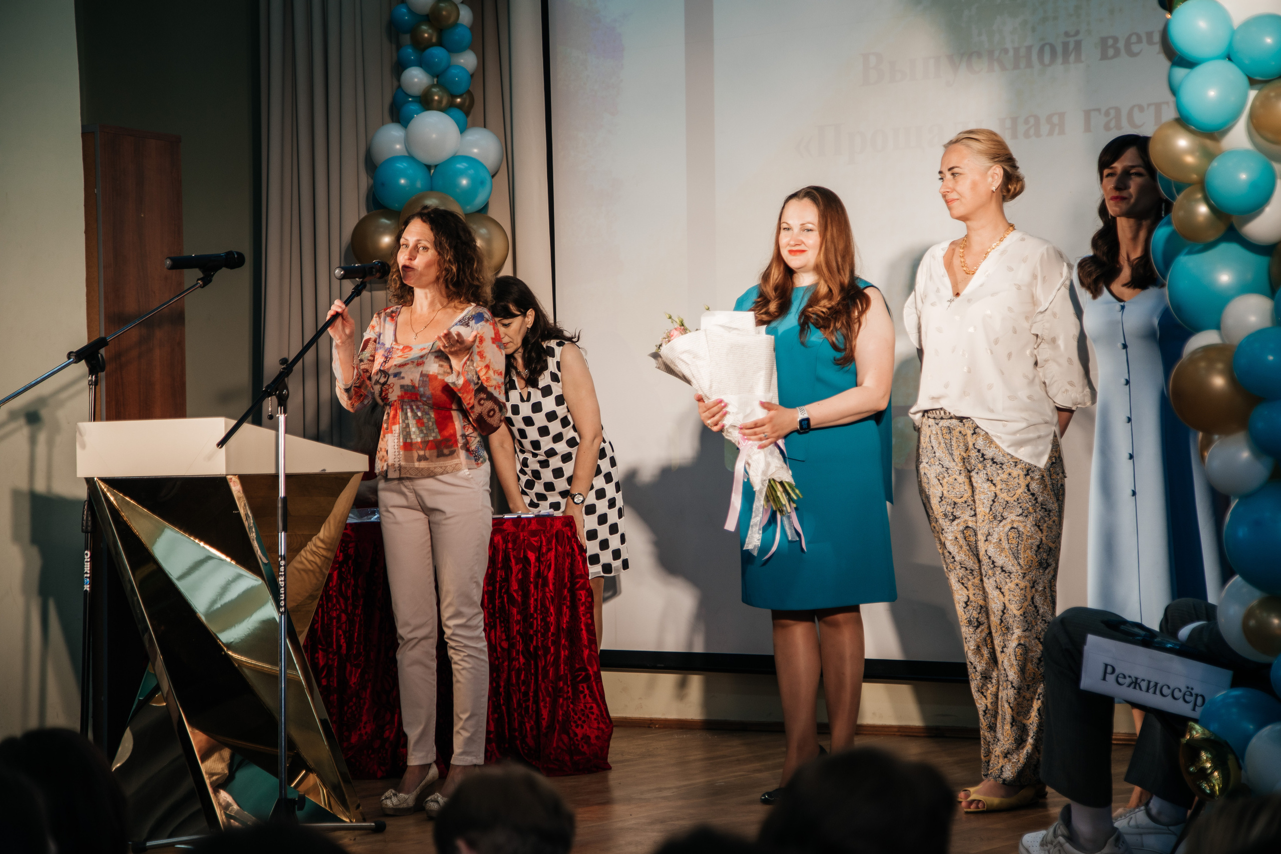 1637 пз. Выпускные альбомы в Подольске Москве и МО