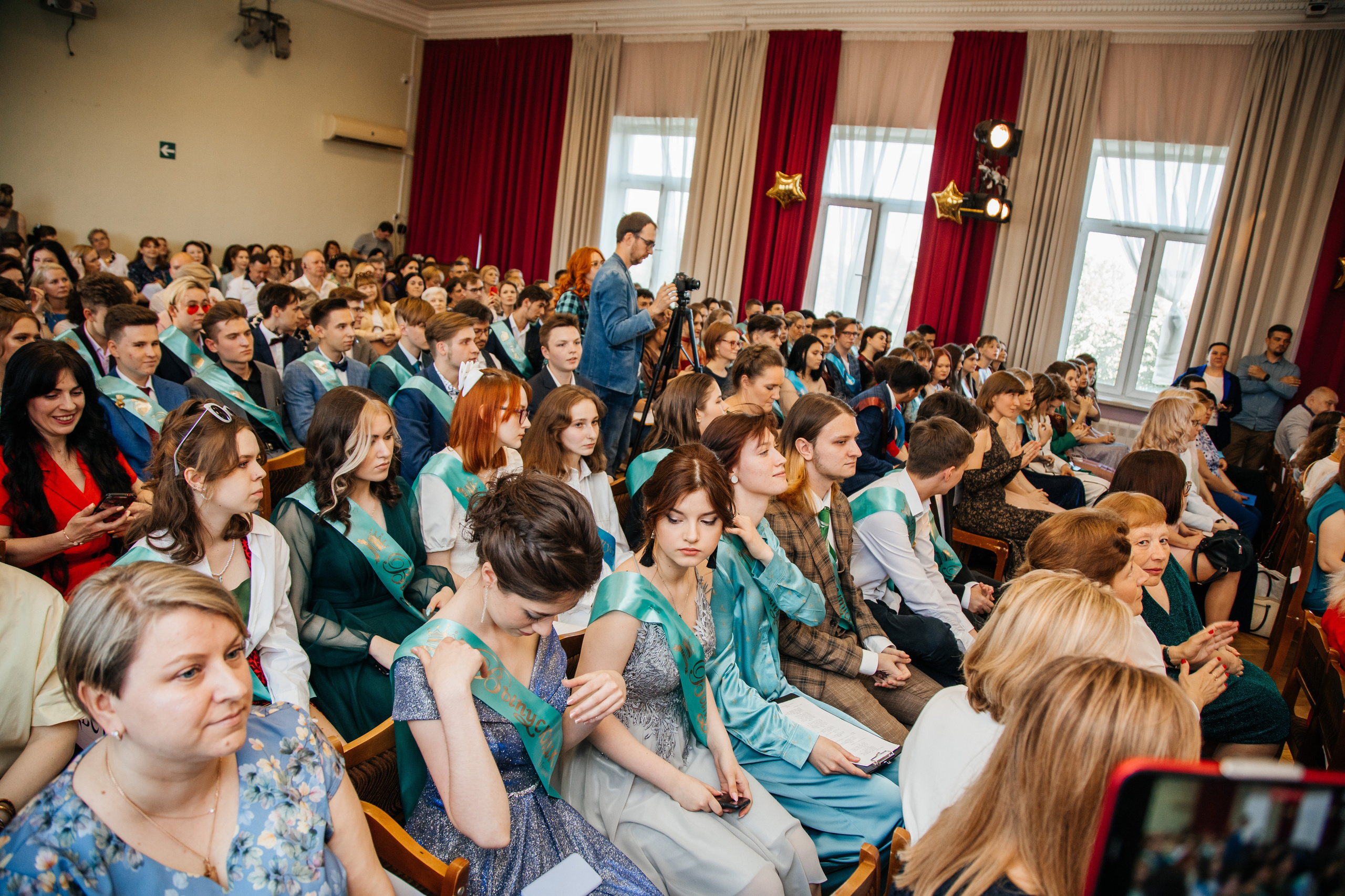 1637 пз. Выпускные альбомы в Подольске Москве и МО