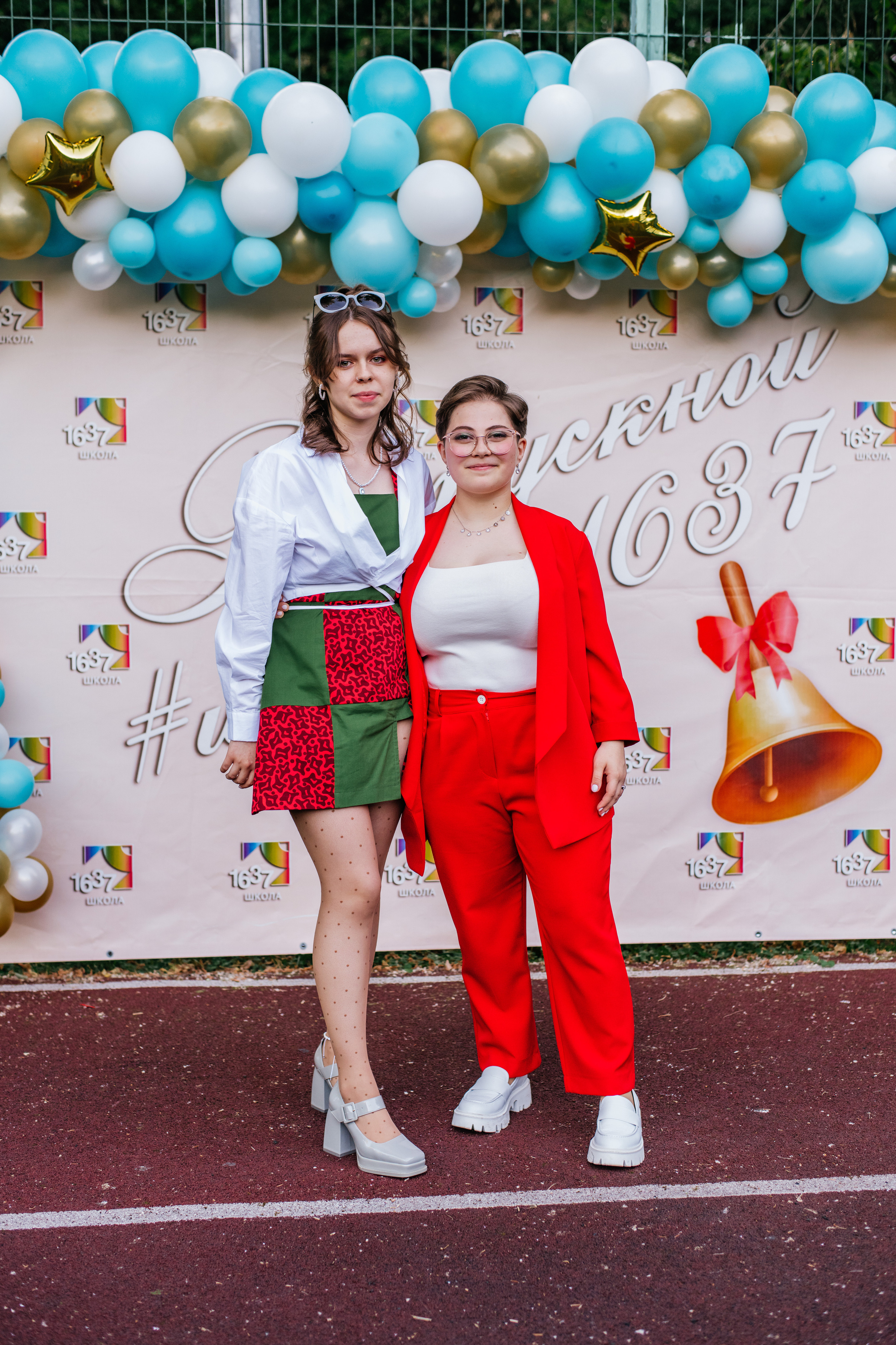 Фотосессия улица. Выпускные альбомы в Подольске Москве и МО