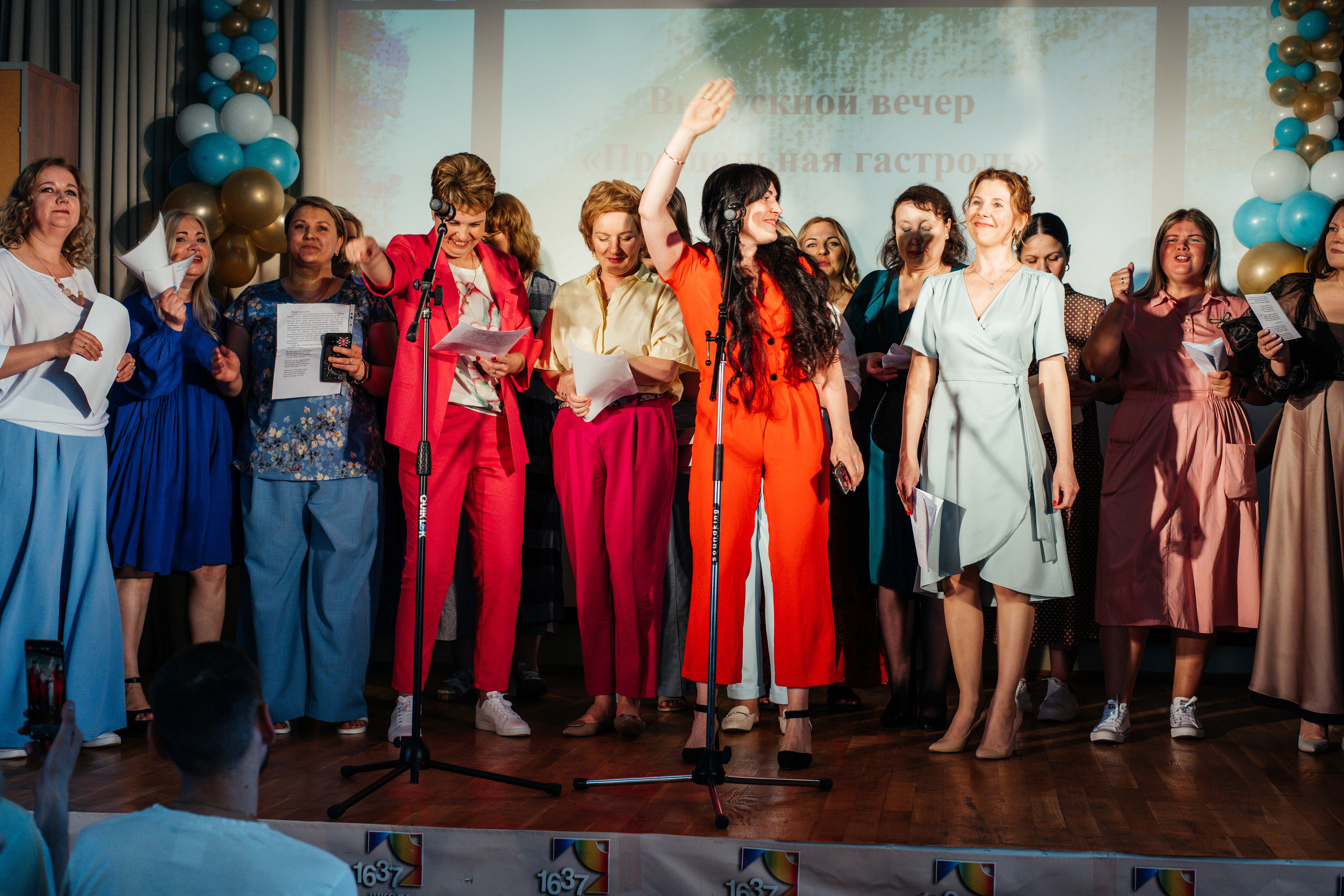 1637 пз. Выпускные альбомы в Подольске Москве и МО