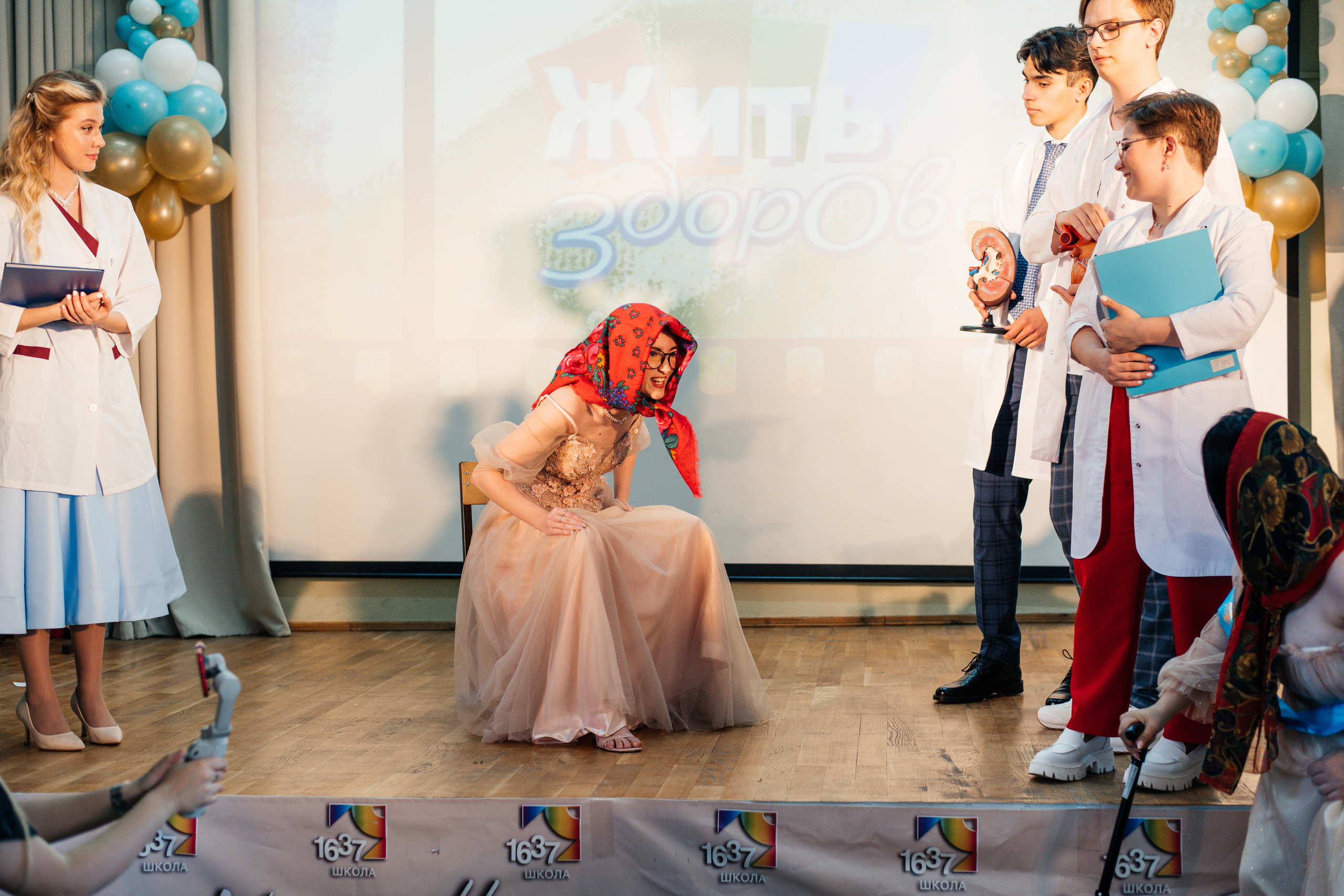 1637 пз. Выпускные альбомы в Подольске Москве и МО