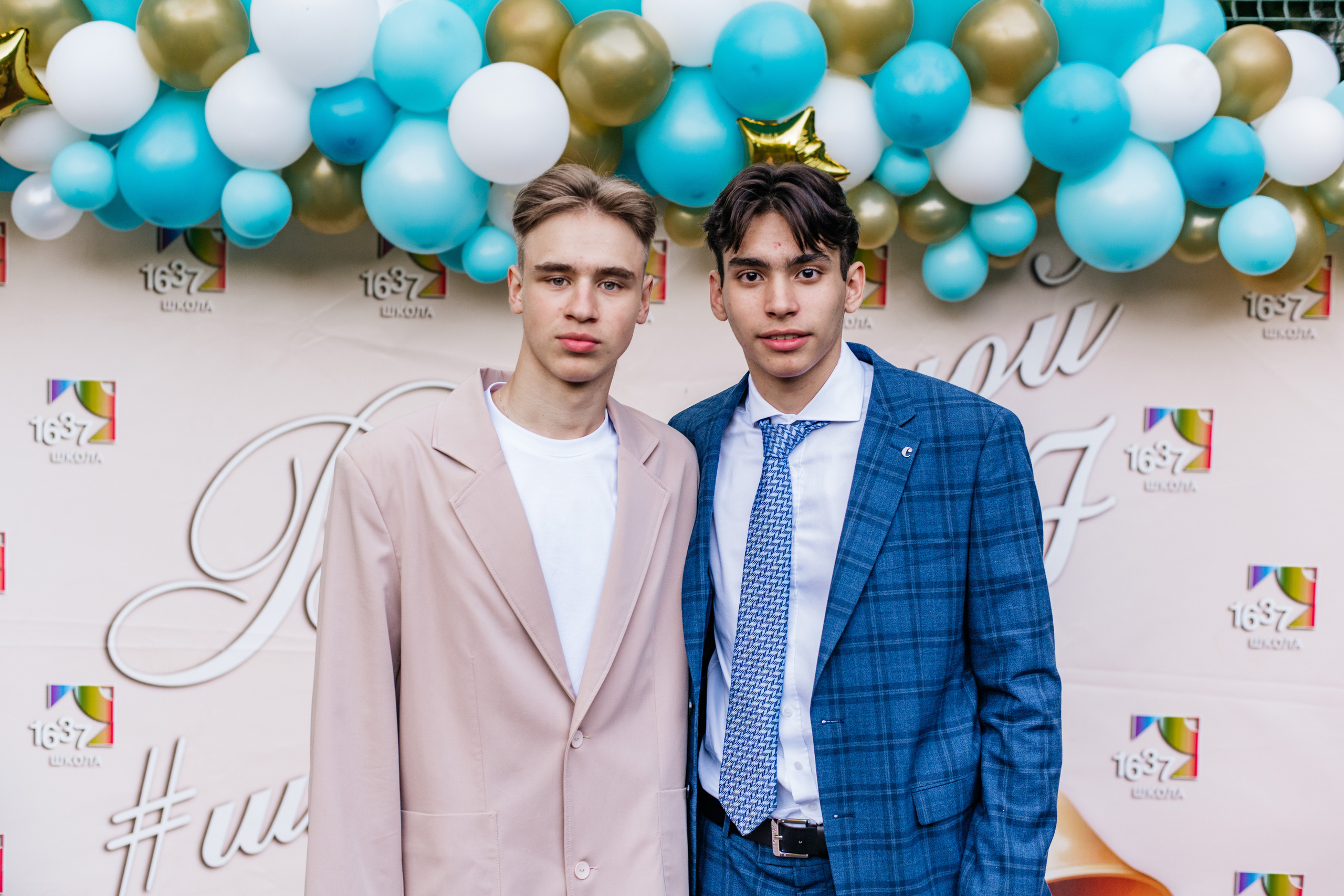 Фотосессия улица. Выпускные альбомы в Подольске Москве и МО