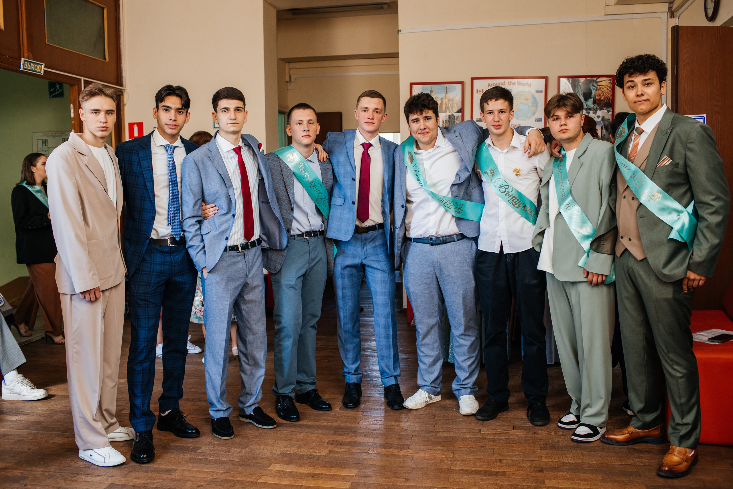 1637 пз. Выпускные альбомы в Подольске Москве и МО